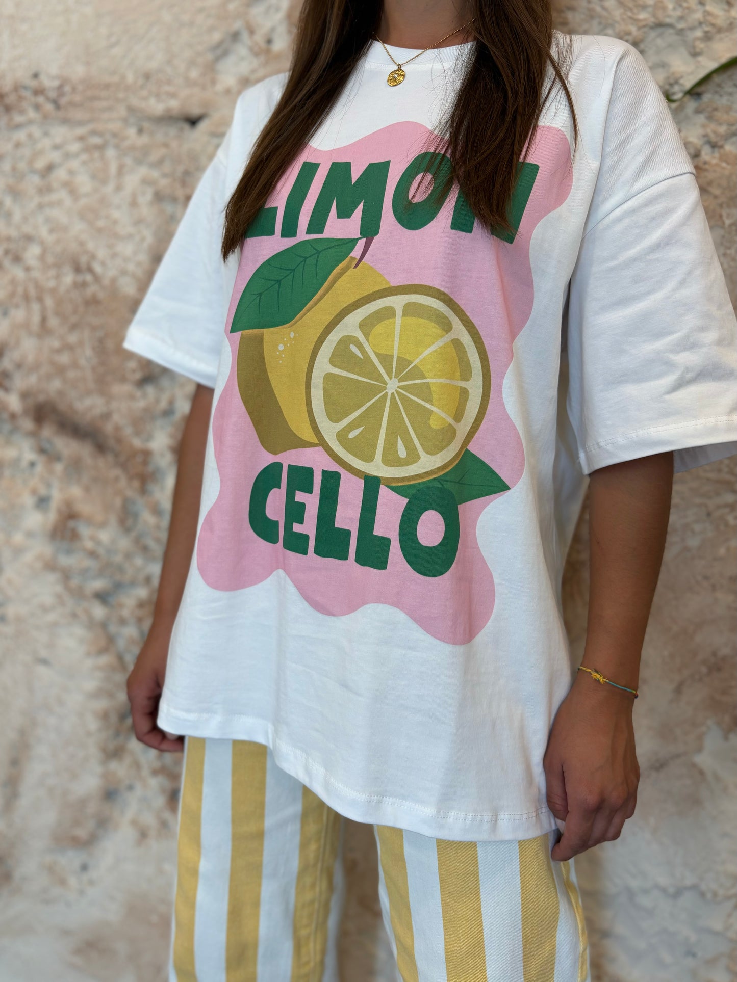 CAMISETA BÁSICA ESTAMPADO LIMONCHELLO ROSA