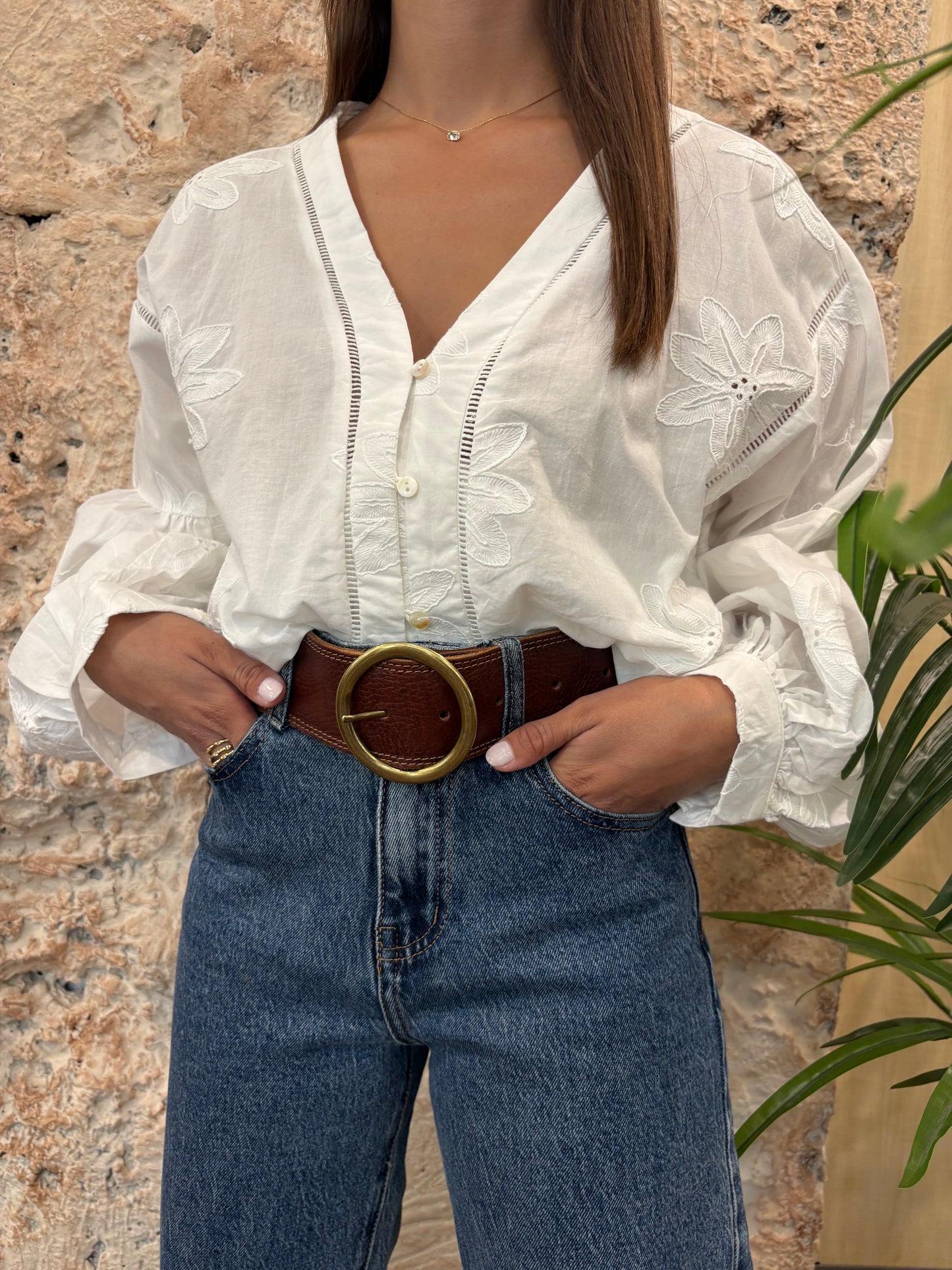 CAMISA BLANCA MANGA FAROL BORDADA