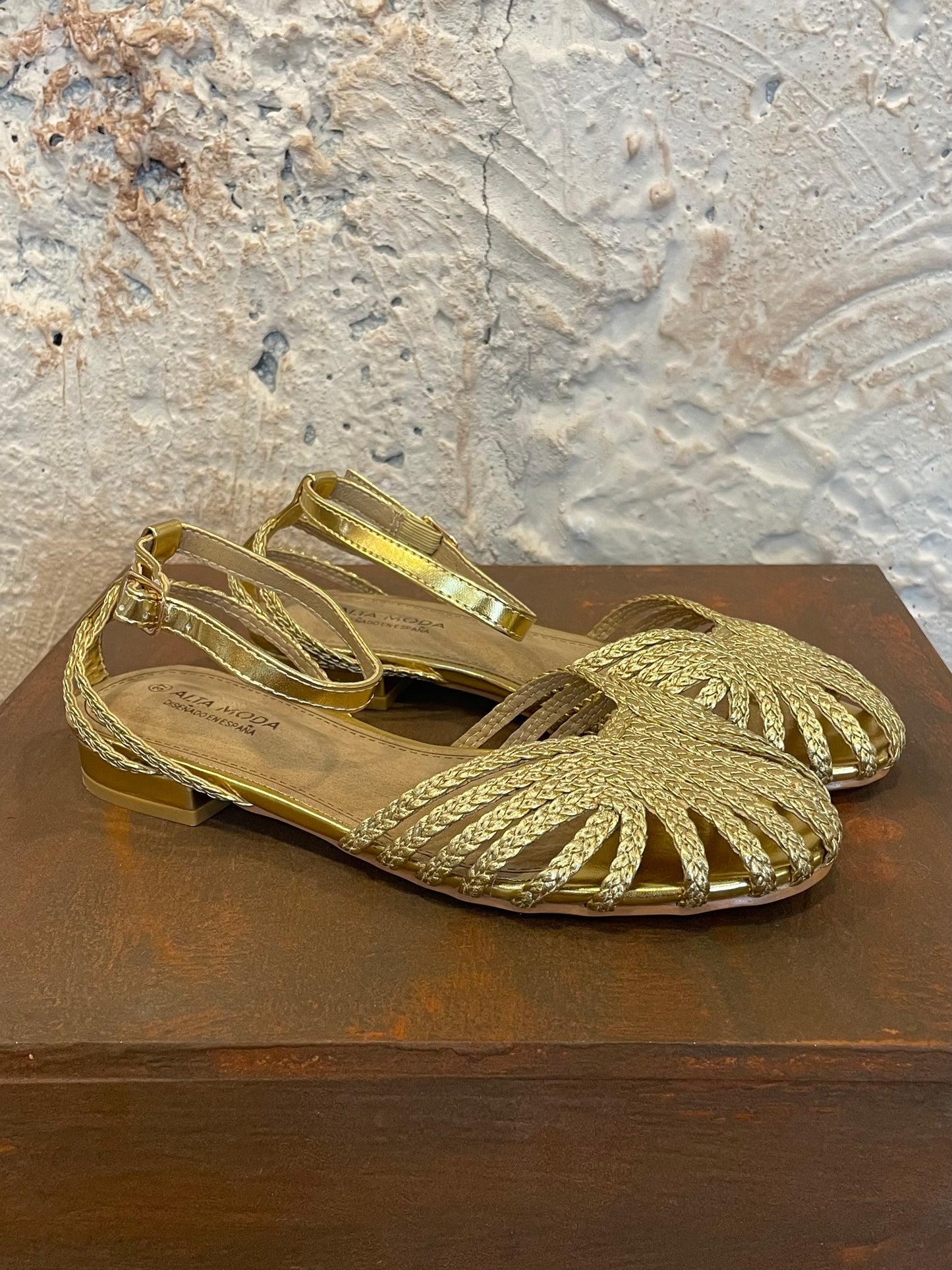 SANDALIA CANGREJERA ORO