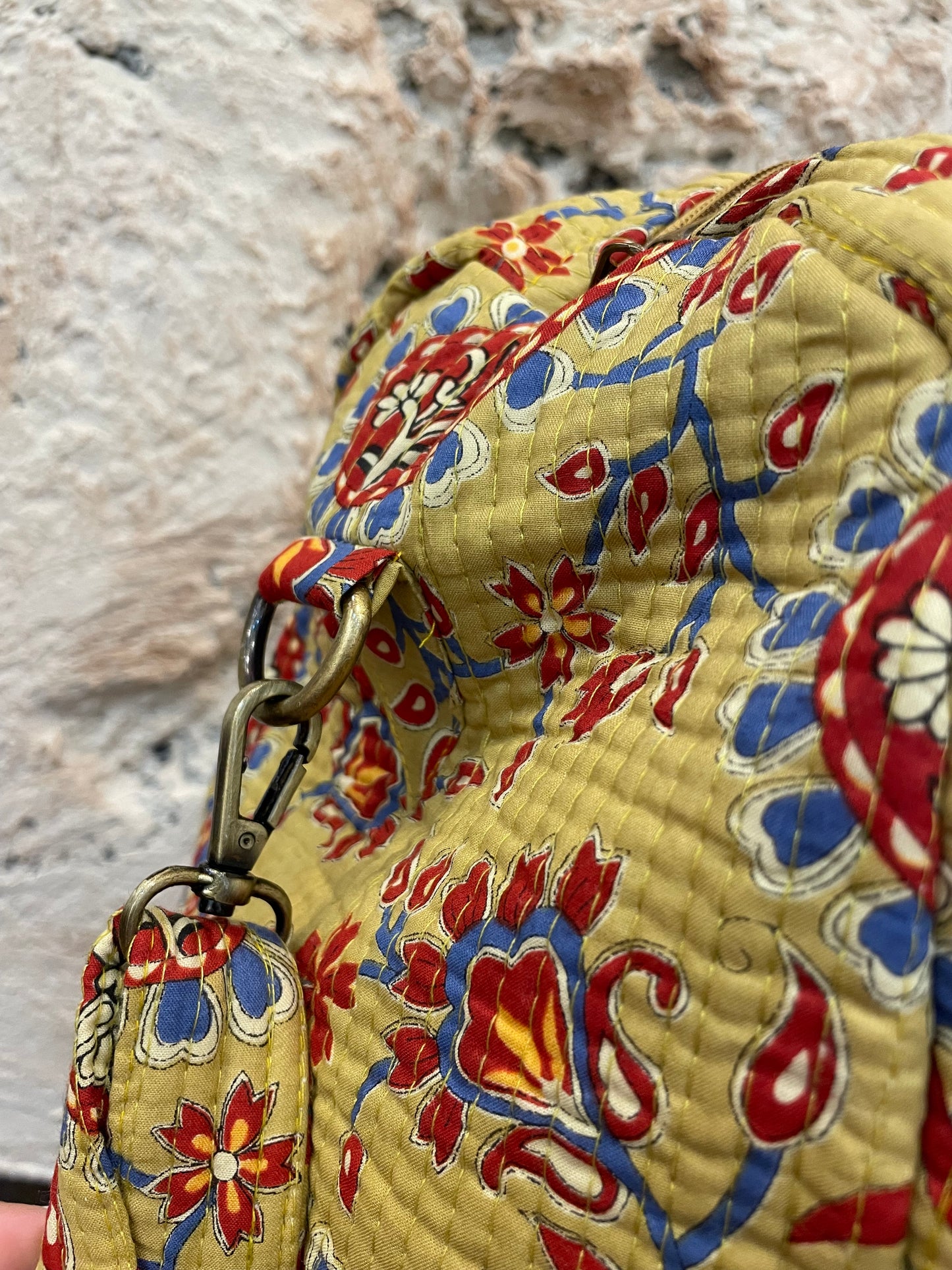 BOLSA VIAJE MOSTAZA