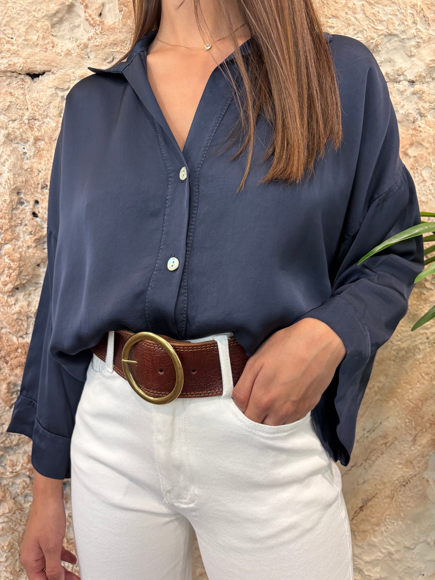 CAMISA EFECTO SATINADO AZUL