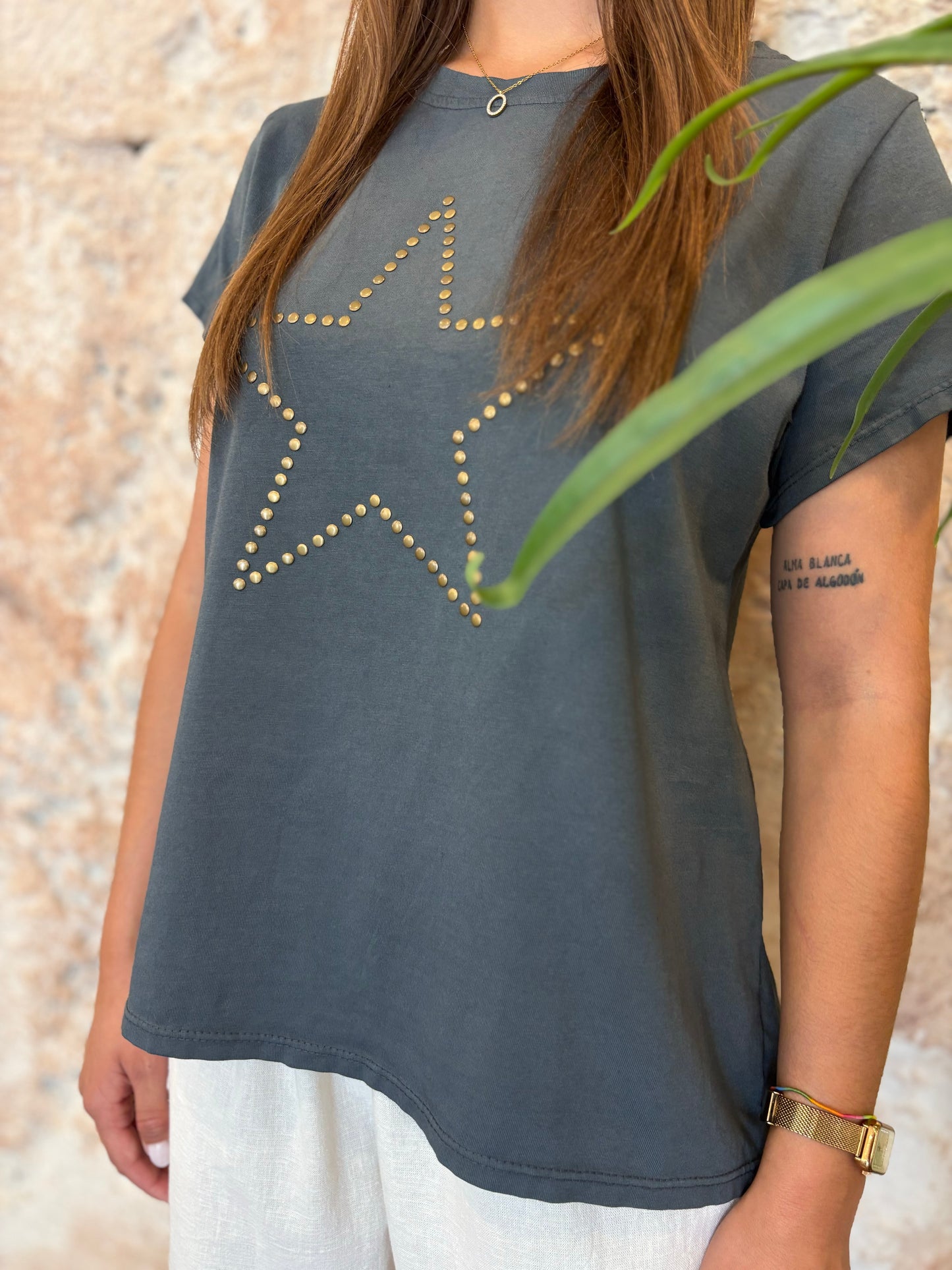 CAMISETA ESTRELLA GRIS