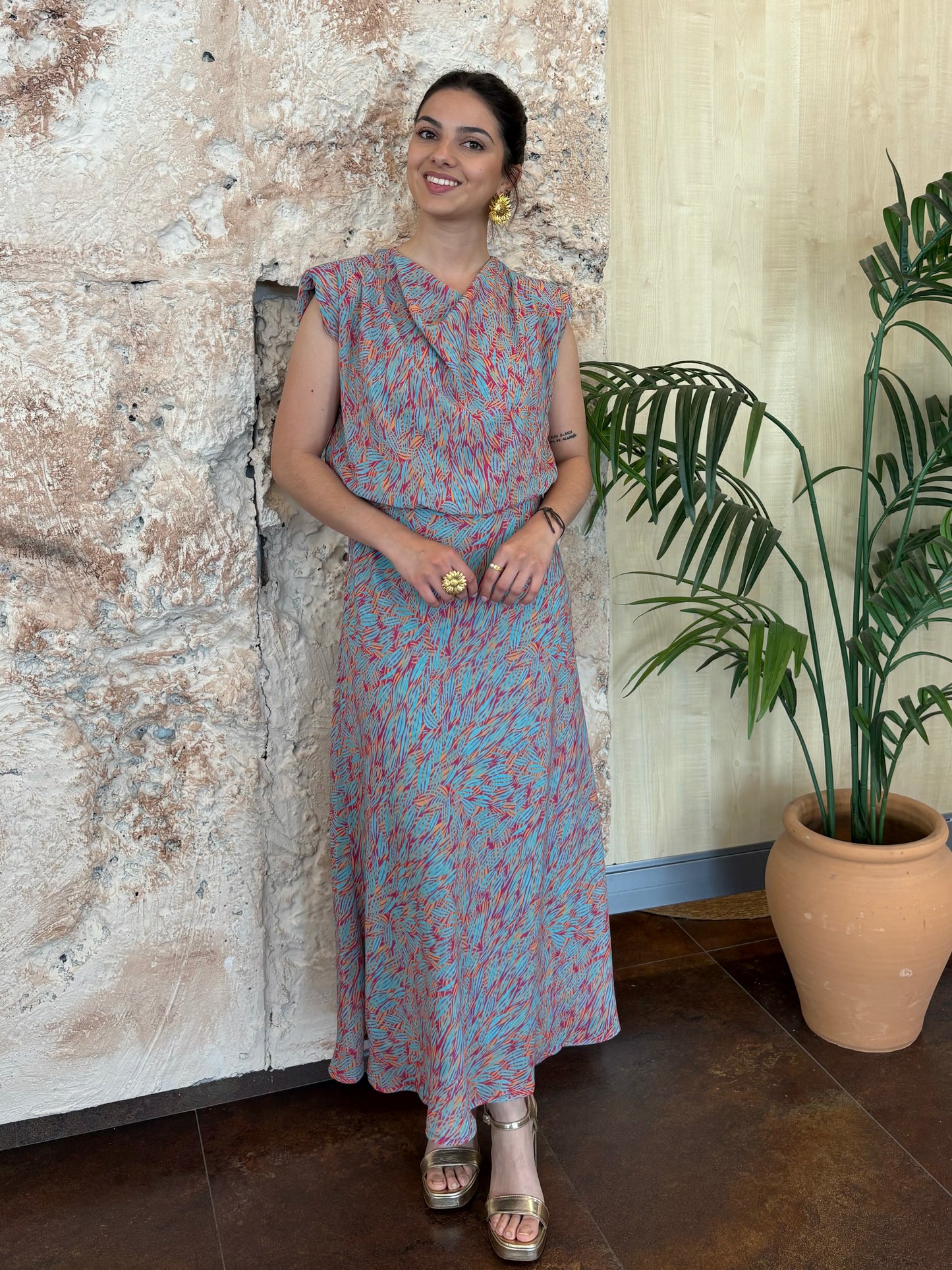 VESTIDO HOMBRERAS ESTAMPADO MULTICOLOR