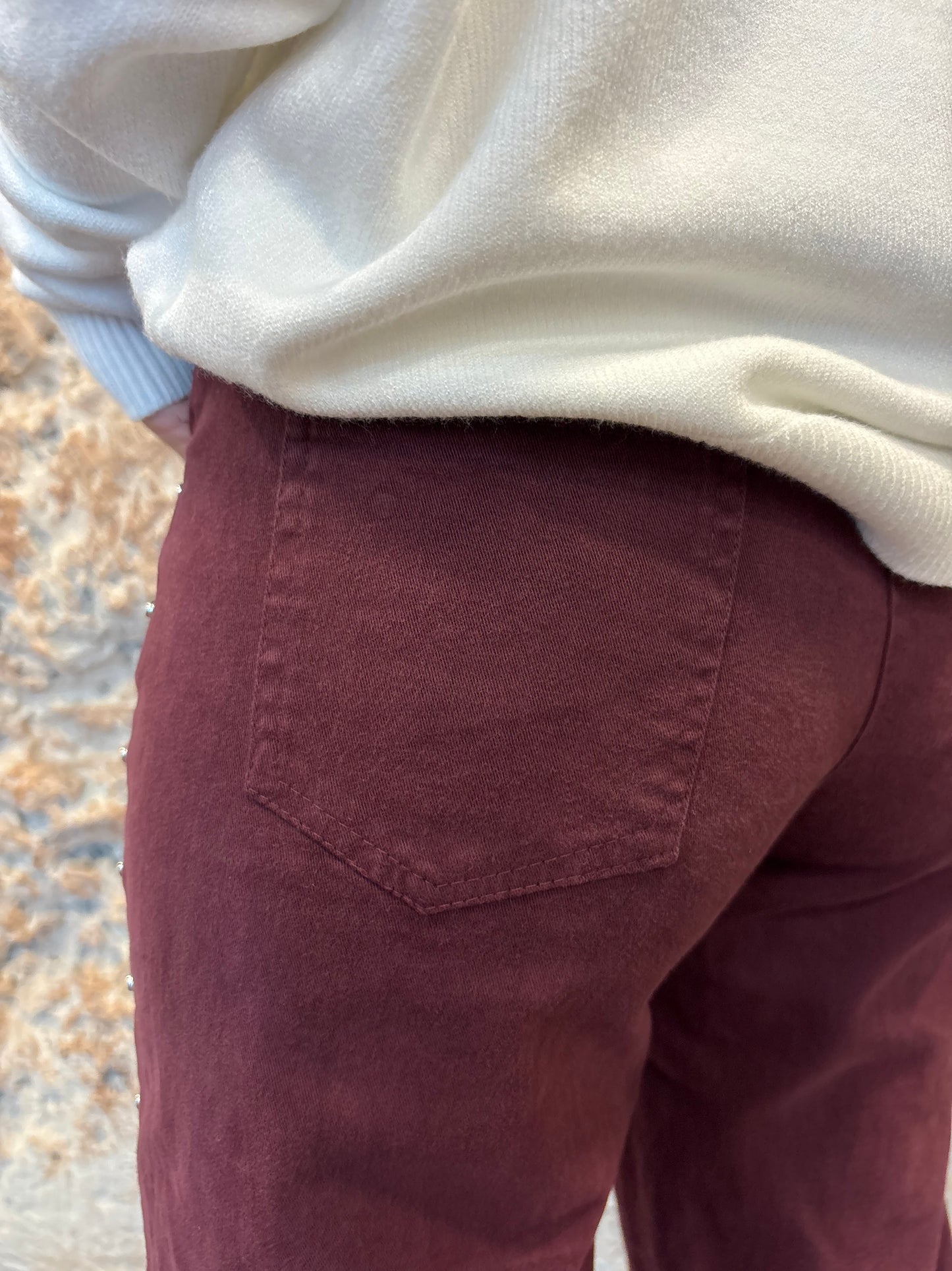 JEANS TACHAS MORADO