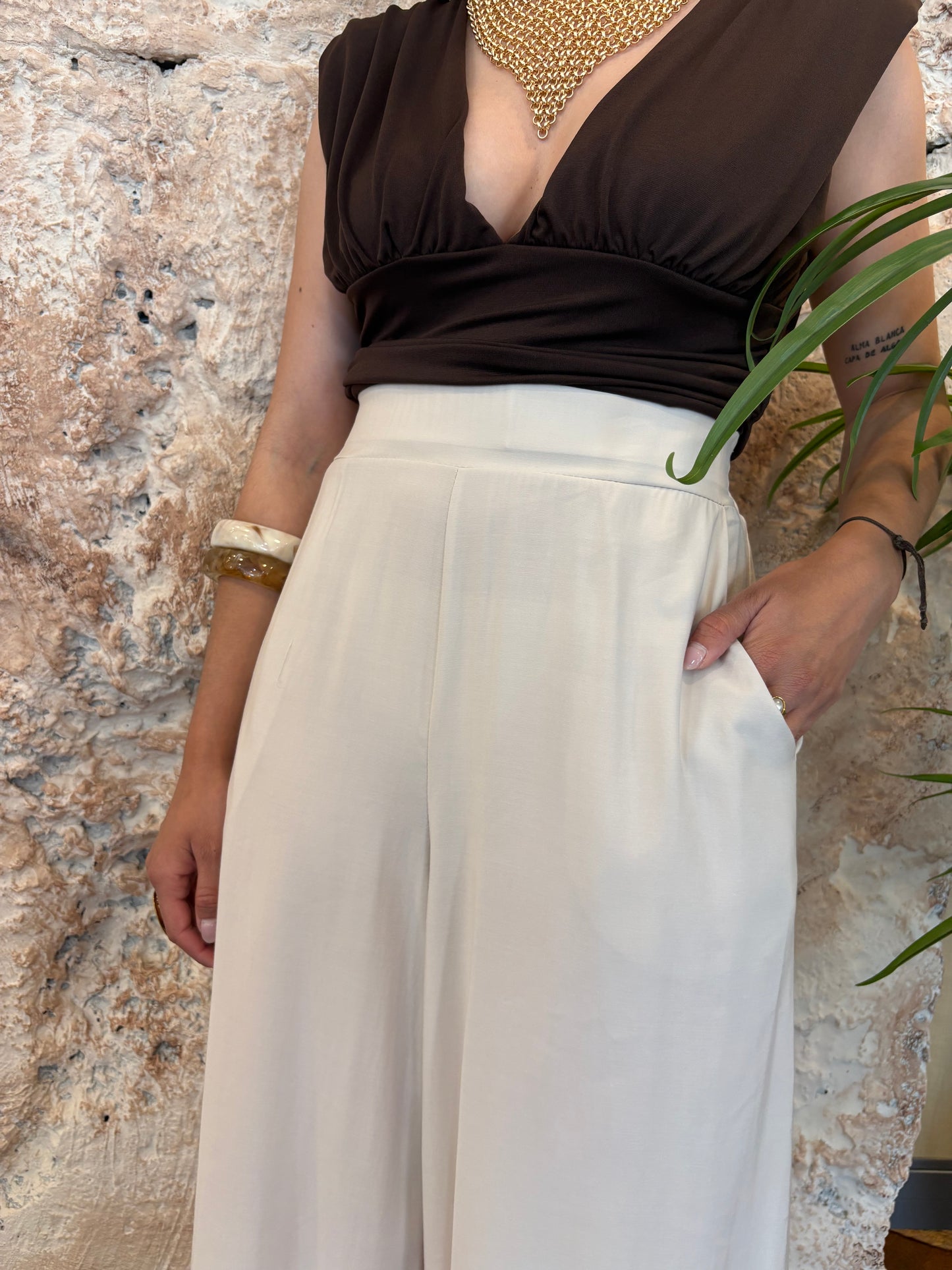 PANTALON RECTO BEIGE