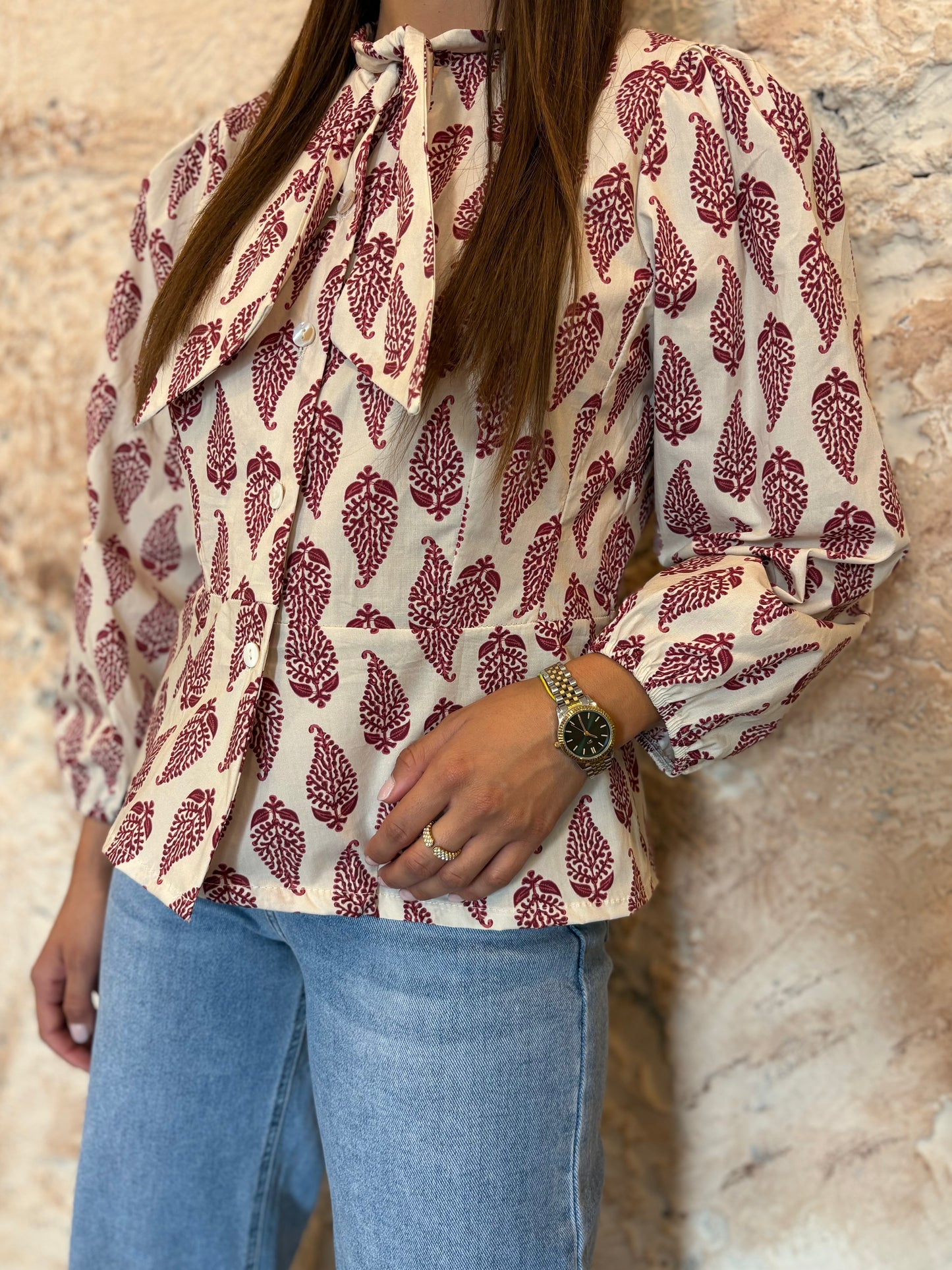 CAMISA PLIEGUES BEIGE ESTAMPADO HOJA FRAMBUESA