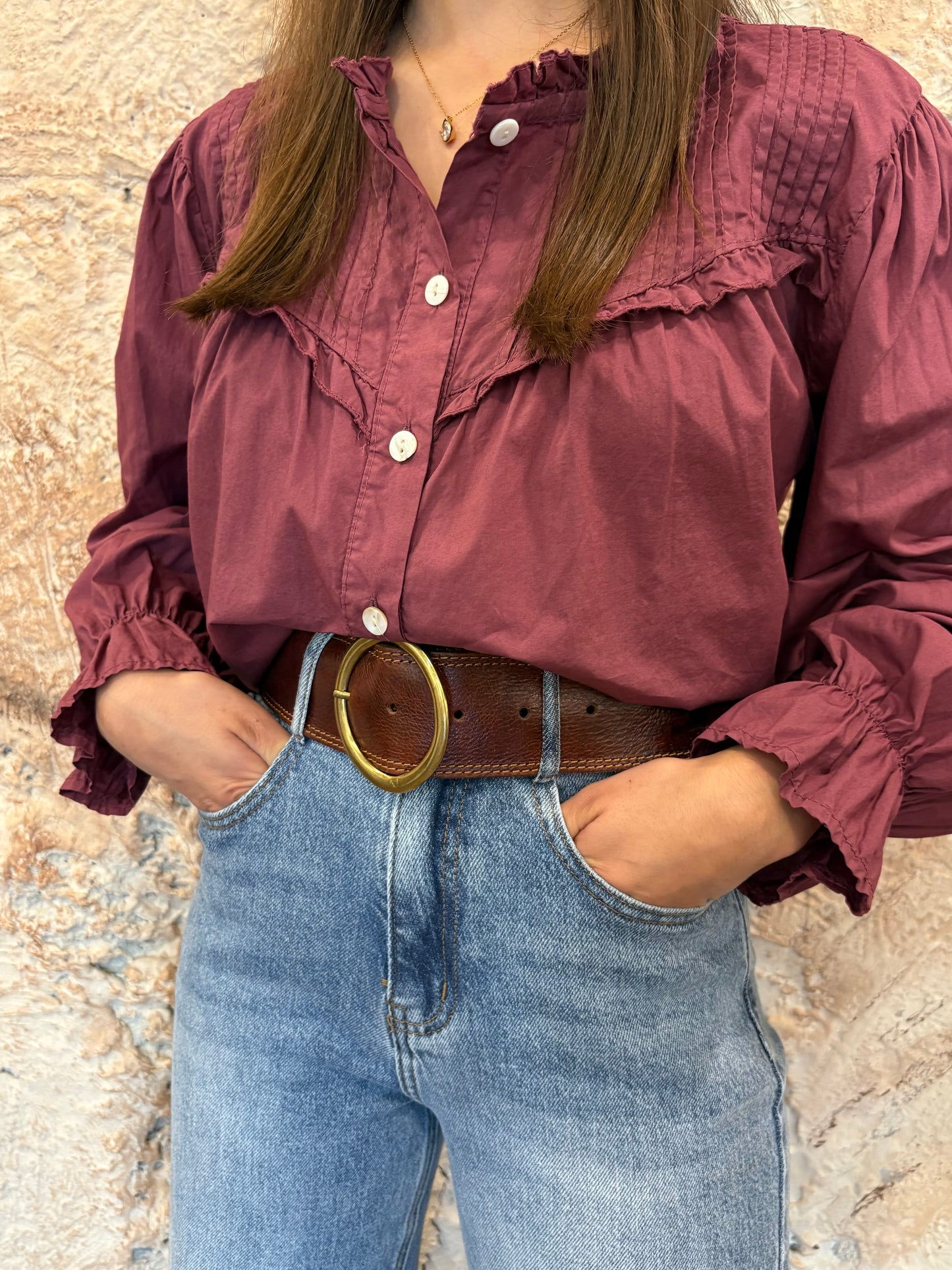 CAMISA CUELLO RIZO PLISADA MORADA