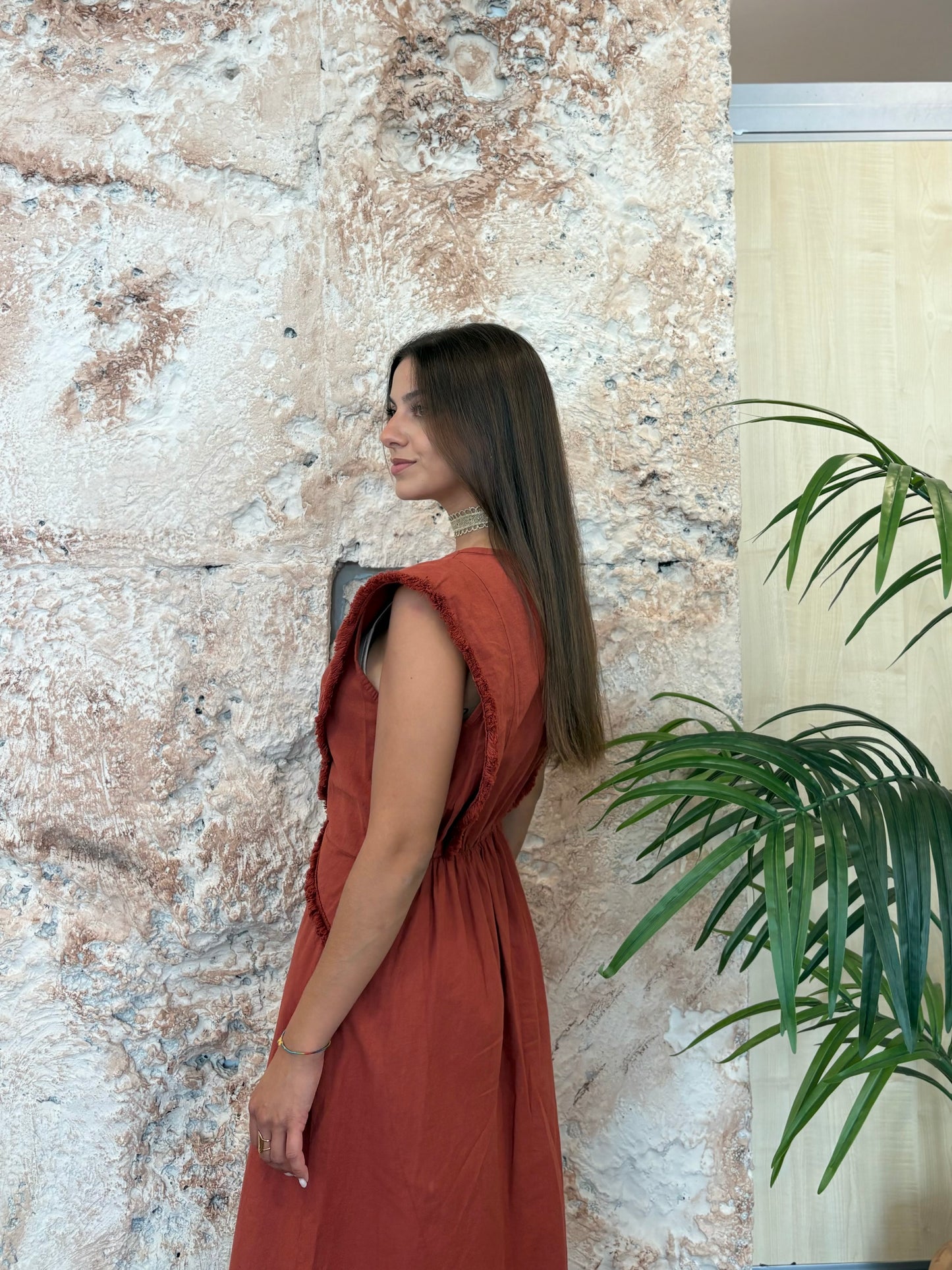 VESTIDO TIRANTE LINO TEJA DETALLE FLECOS