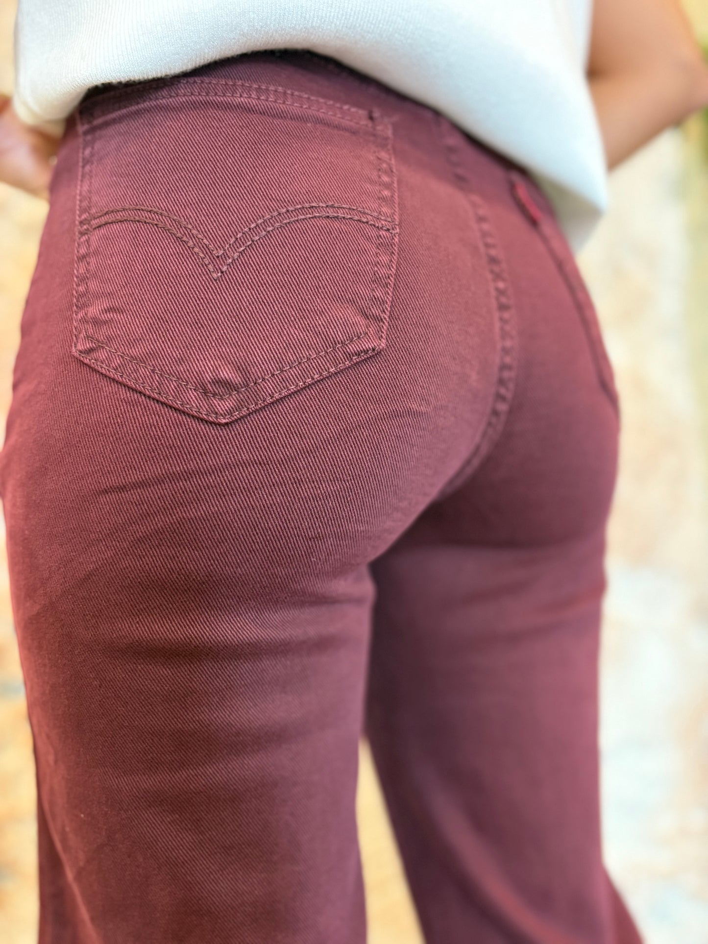 JEANS WIDE LEG BURDEOS