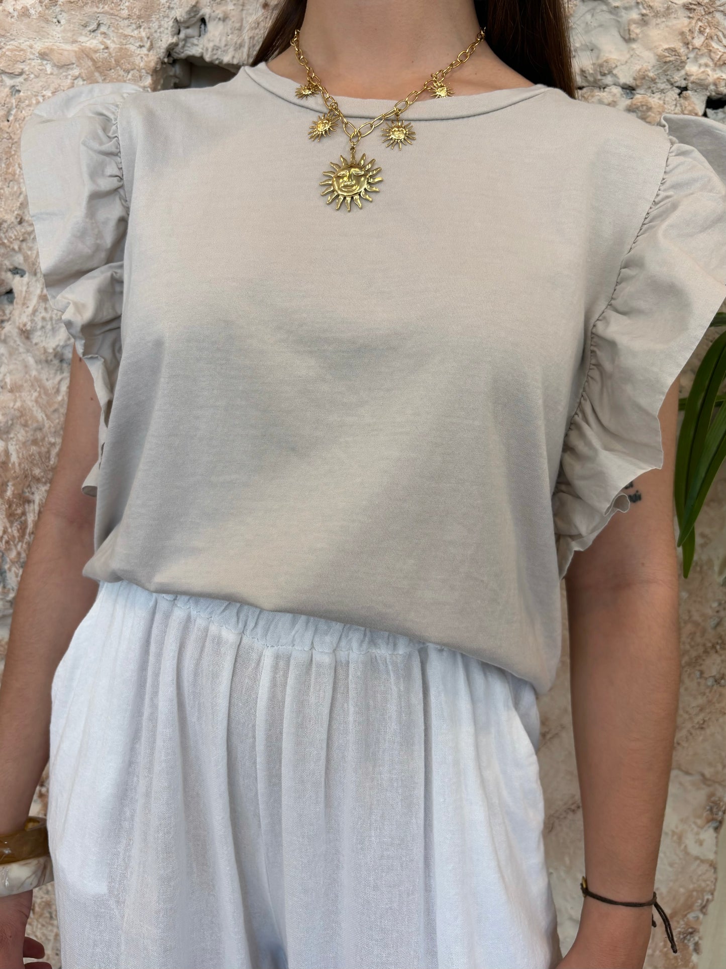 CAMISETA MANGA VOLANTES BEIGE