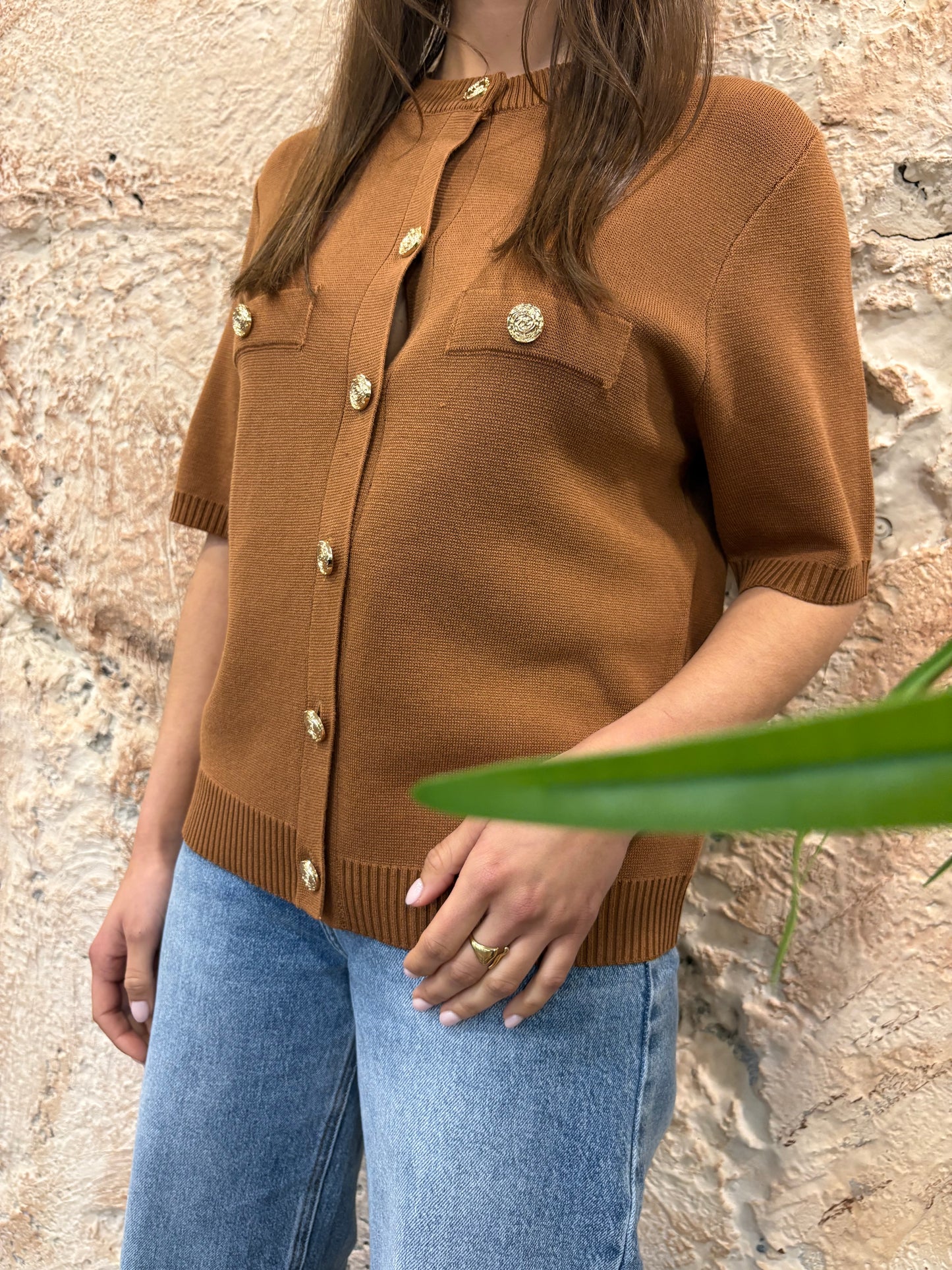 CARDIGAN MANGA CORTA BOLSILLO MARRÓN