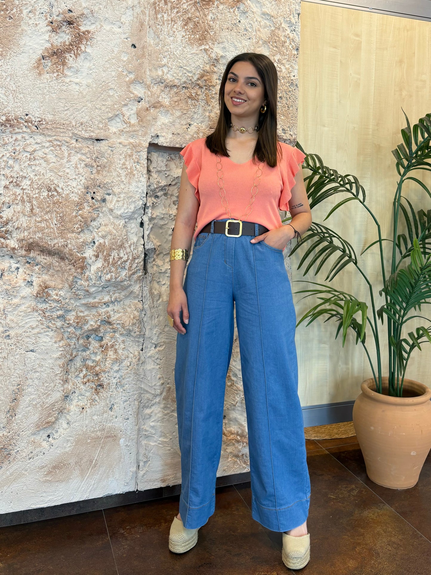 JEANS DENIM RECTOS CON CINTURÓN