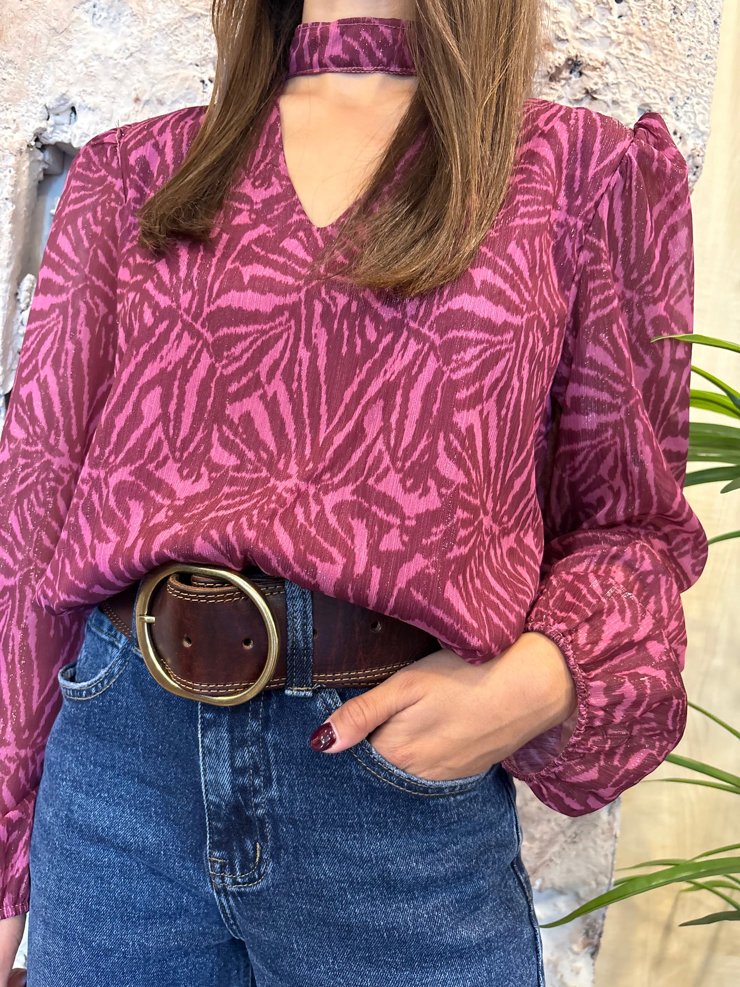 BLUSA CUELLO HALTER ESTAMPADO ROSA-BURDEOS