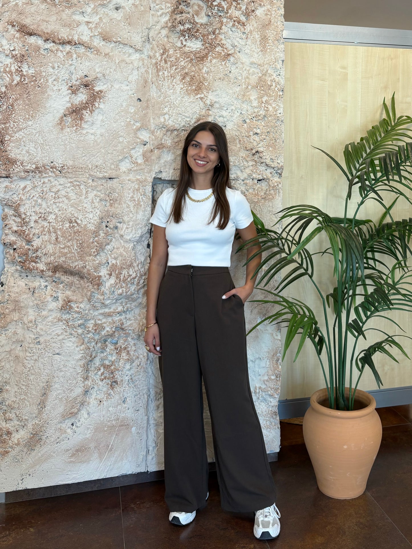 PANTALÓN PINZA RECTO MARRÓN