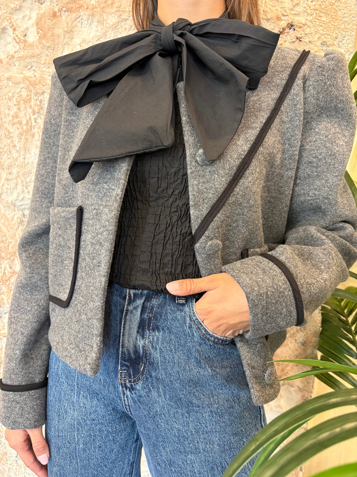 CHAQUETA PAÑO ABOTONADA GRIS-NEGRO