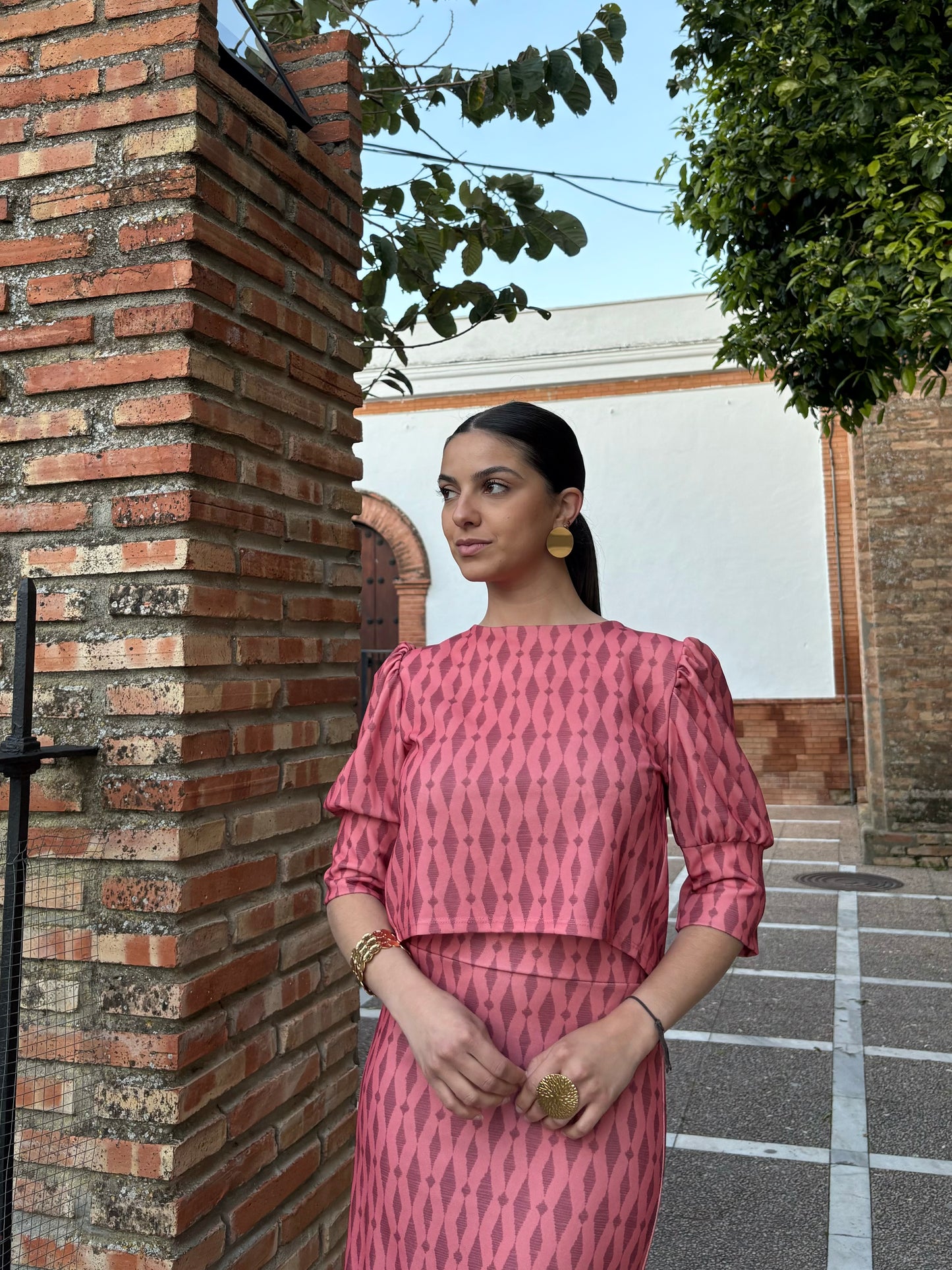 CONJUNTO ESTAMPADO MANGA ABULLONADA+ FALDA CORAL
