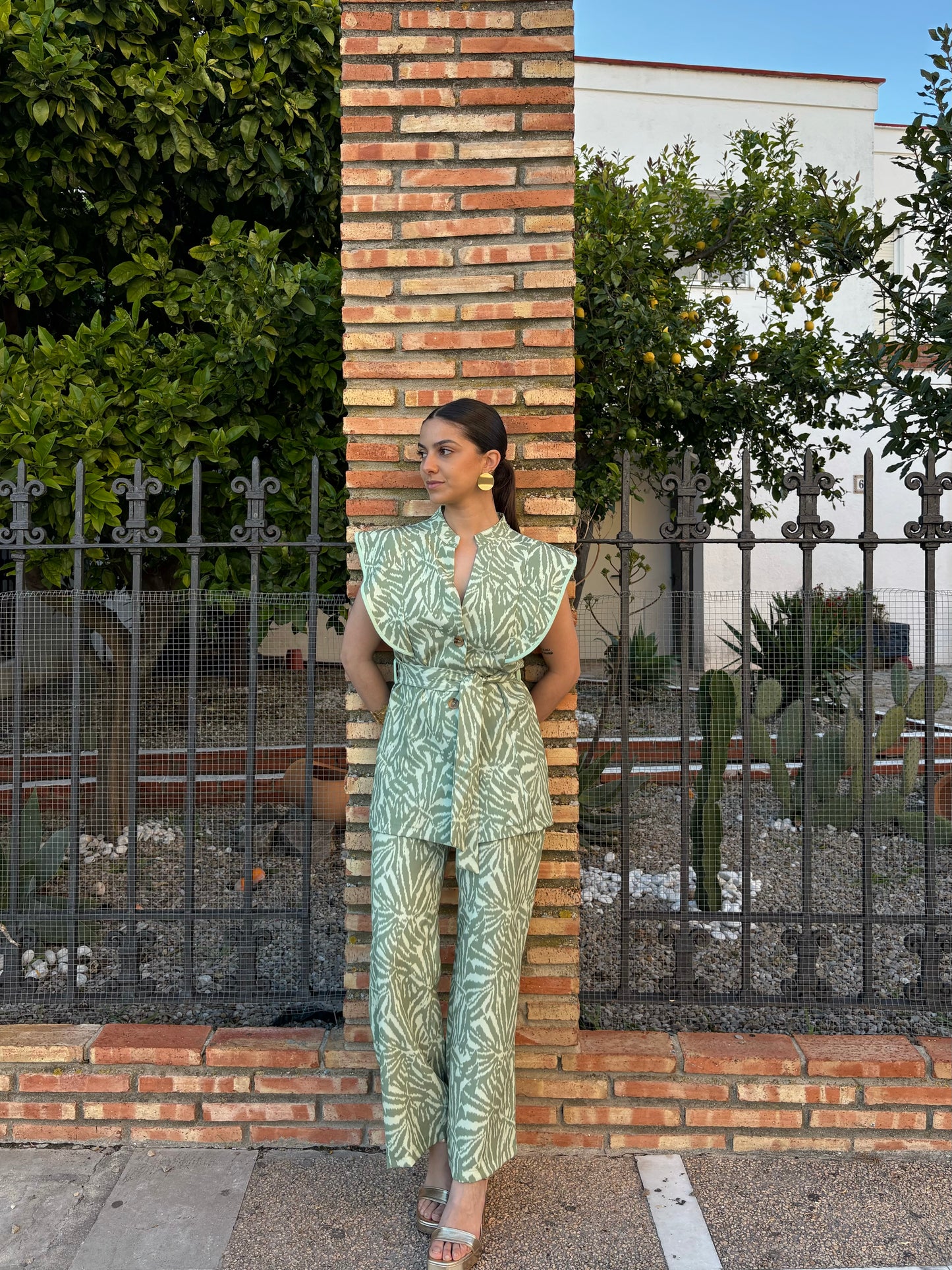 CONJUNTO ESTAMPADO VOLANTE VERDE