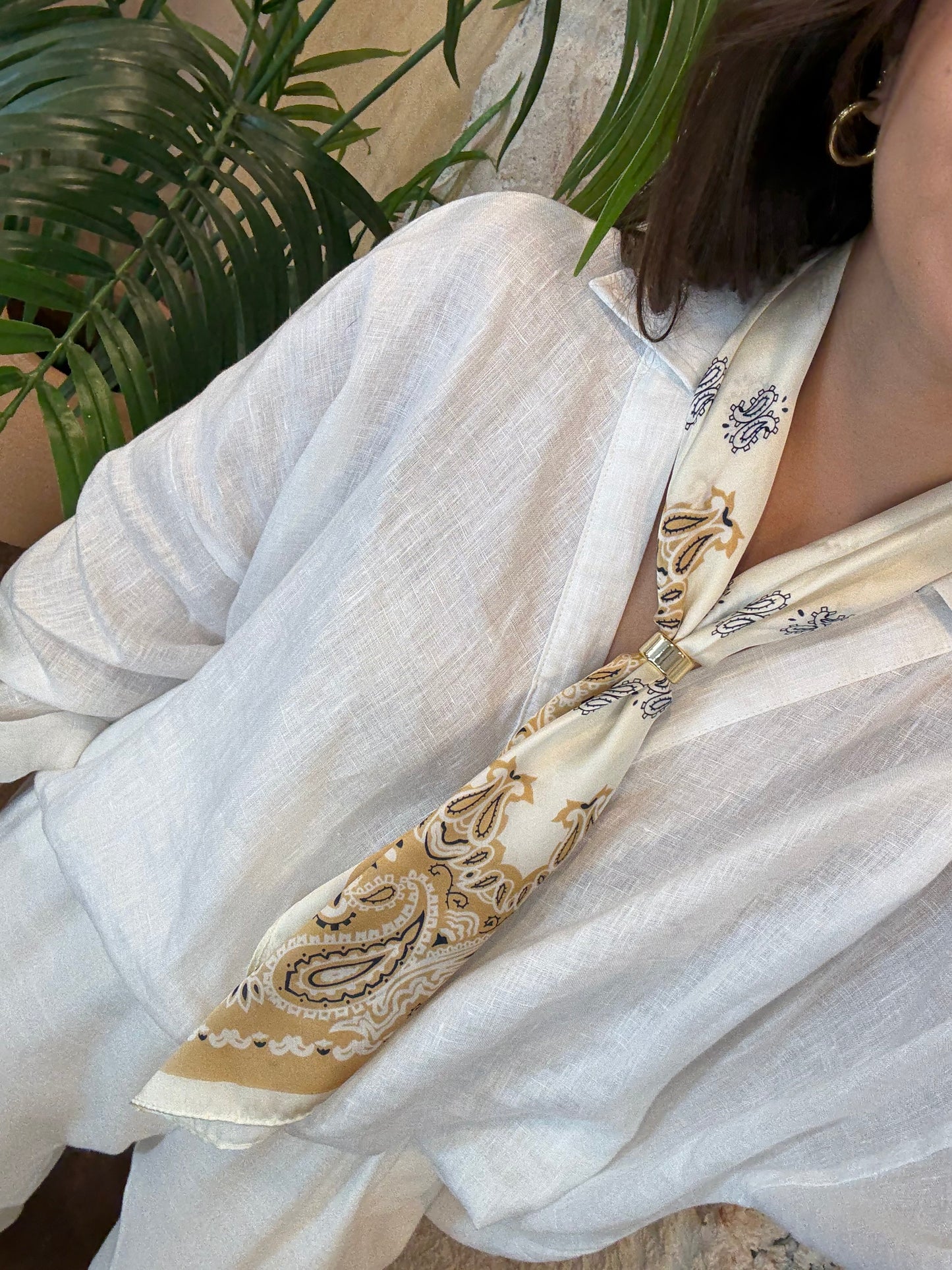 PAÑUELO CUELLO ESTAMPADO BEIGE