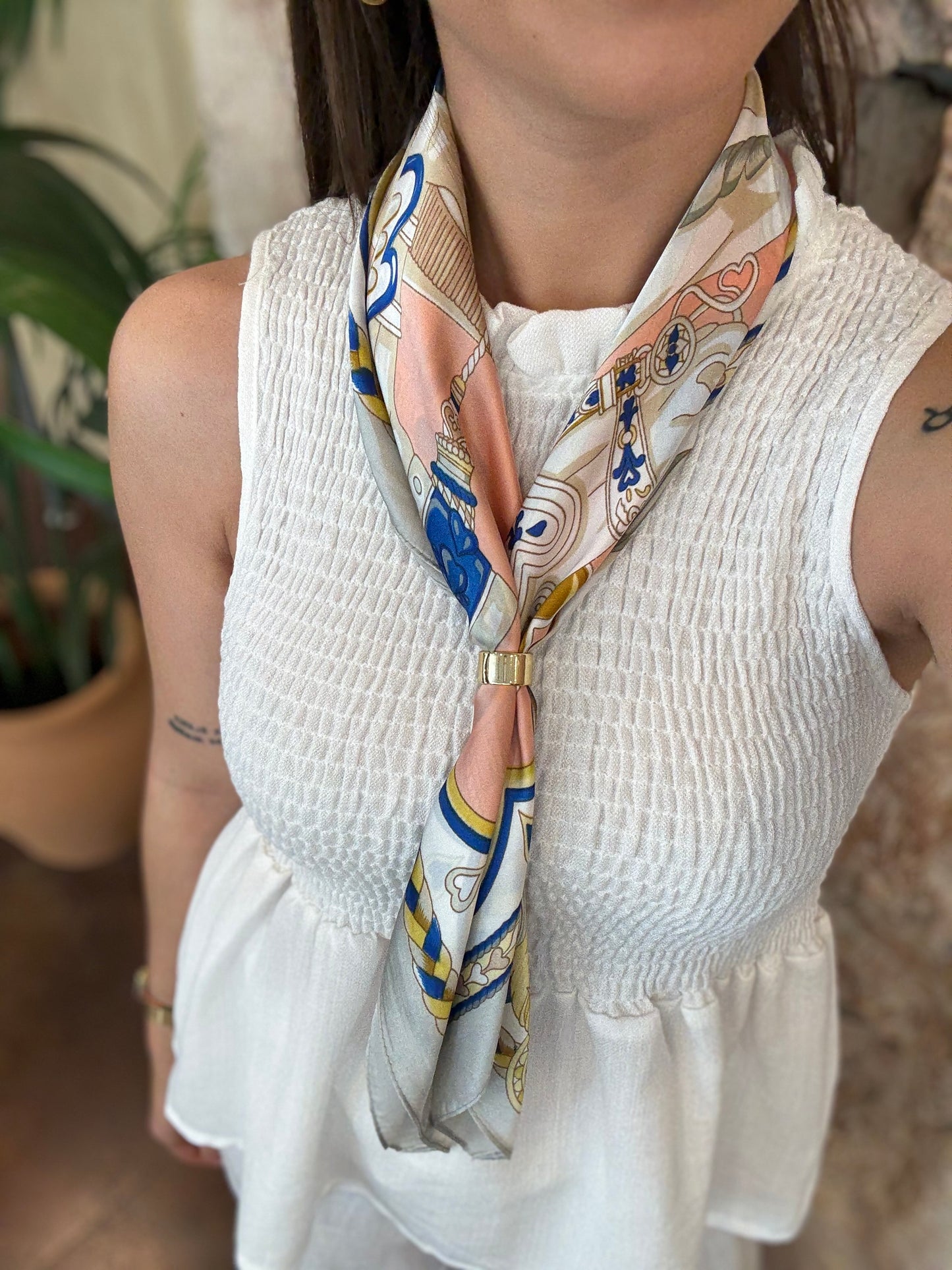 PAÑUELO CUELLO ESTAMPADO ROSA Y AZUL