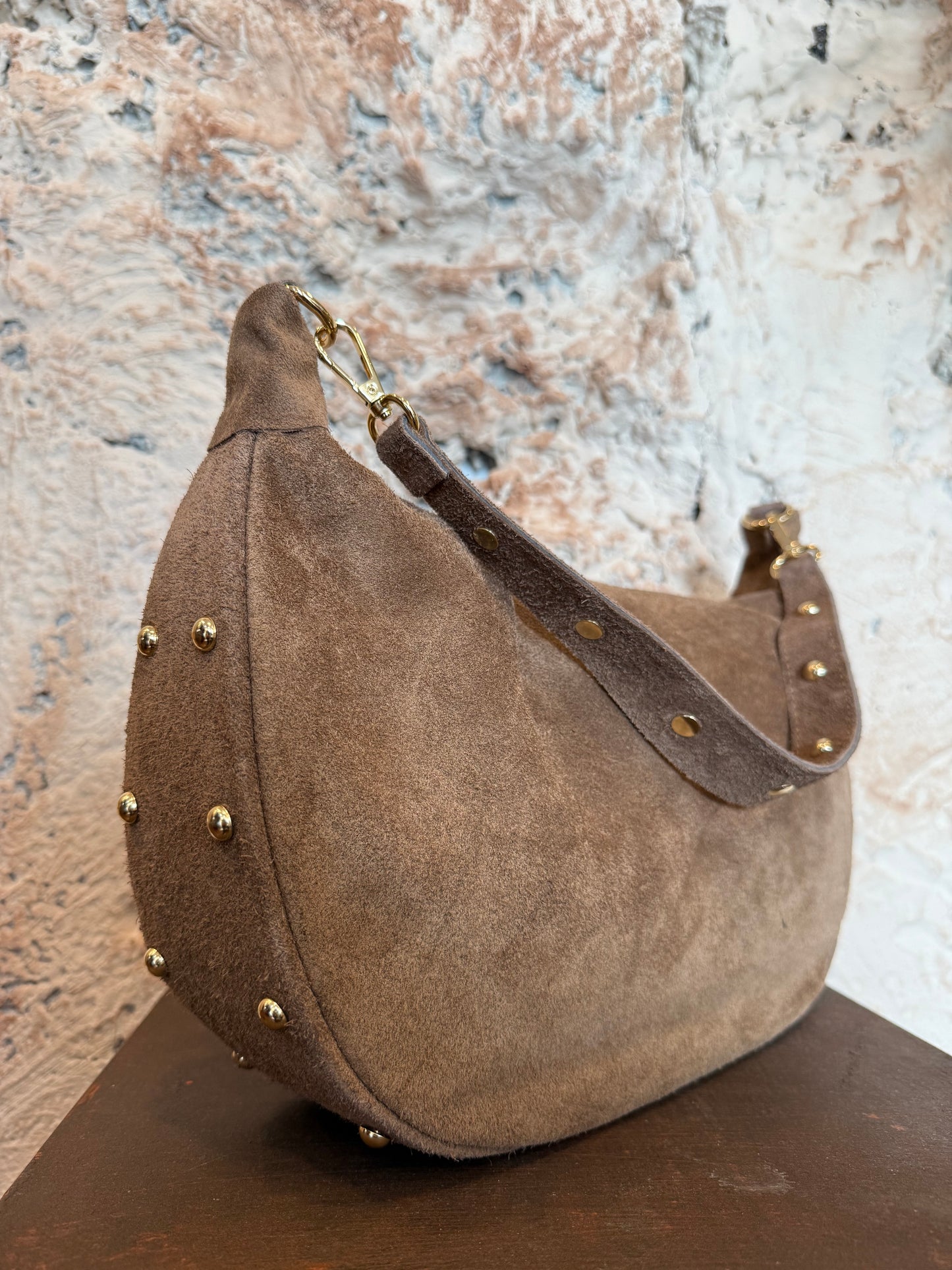 BOLSO SHOPPER TAUPE TACHAS