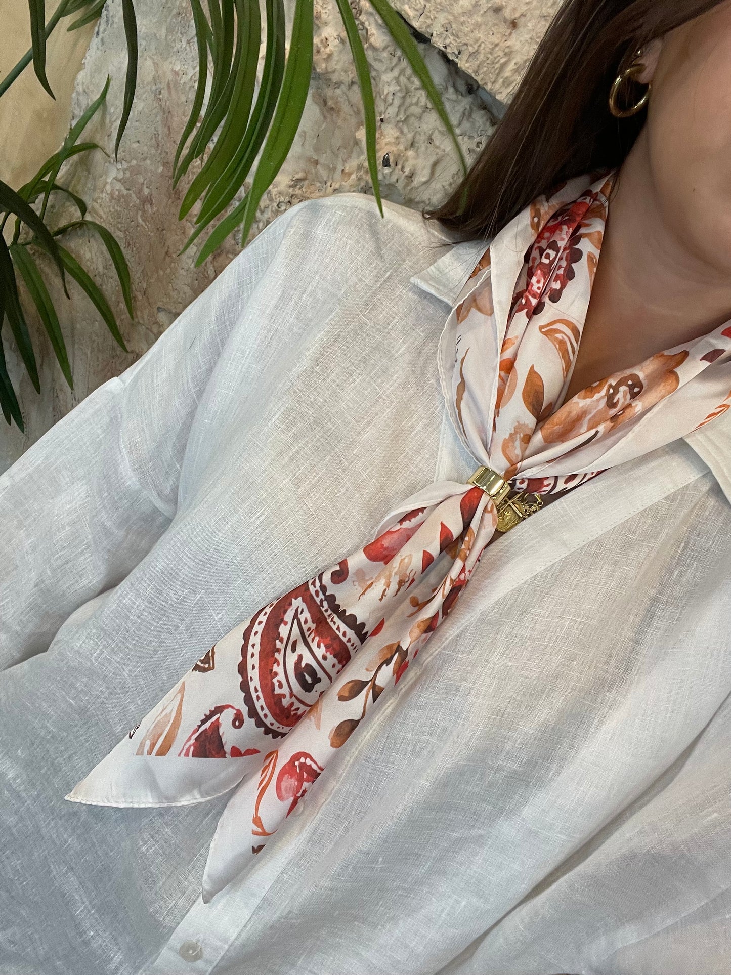 PAÑUELO CUELLO ESTAMPADO CORAL Y ROJO