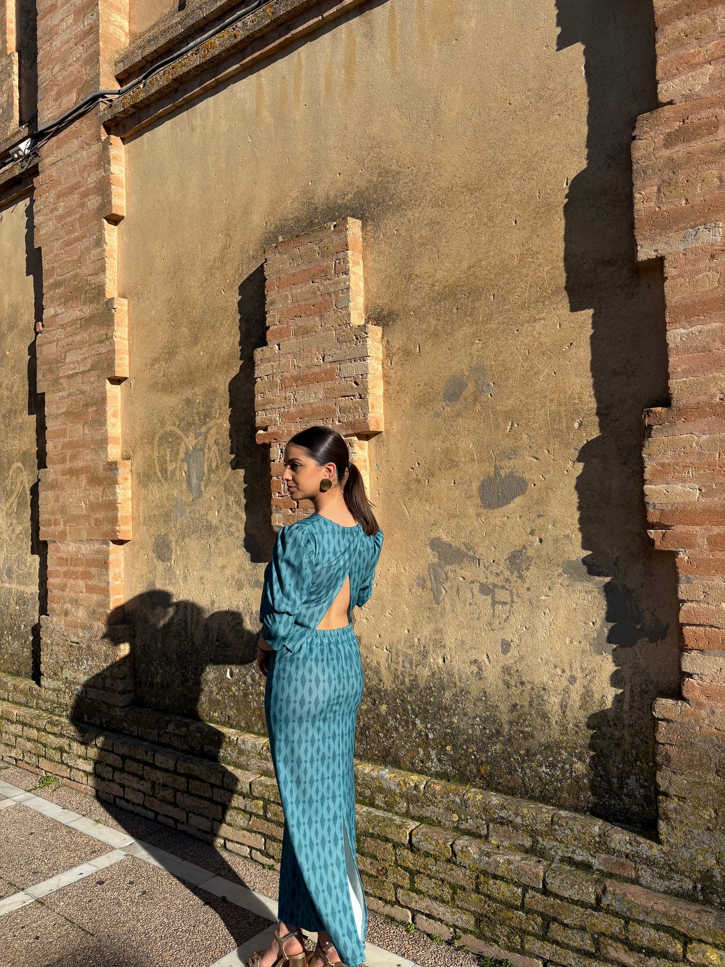CONJUNTO ESTAMPADO TOP ABULLONADO+ FALDA VERDE AGUA