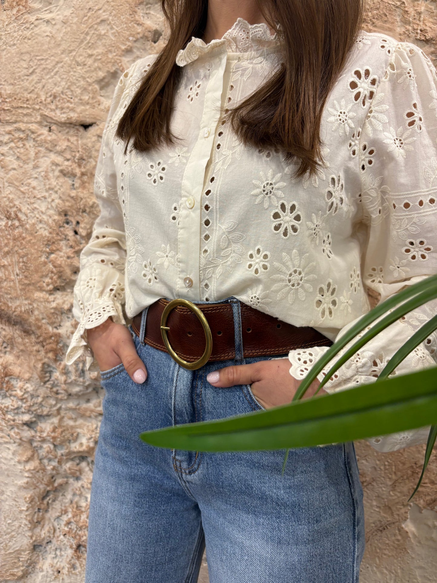 CAMISA CALADO FLORAL BEIGE