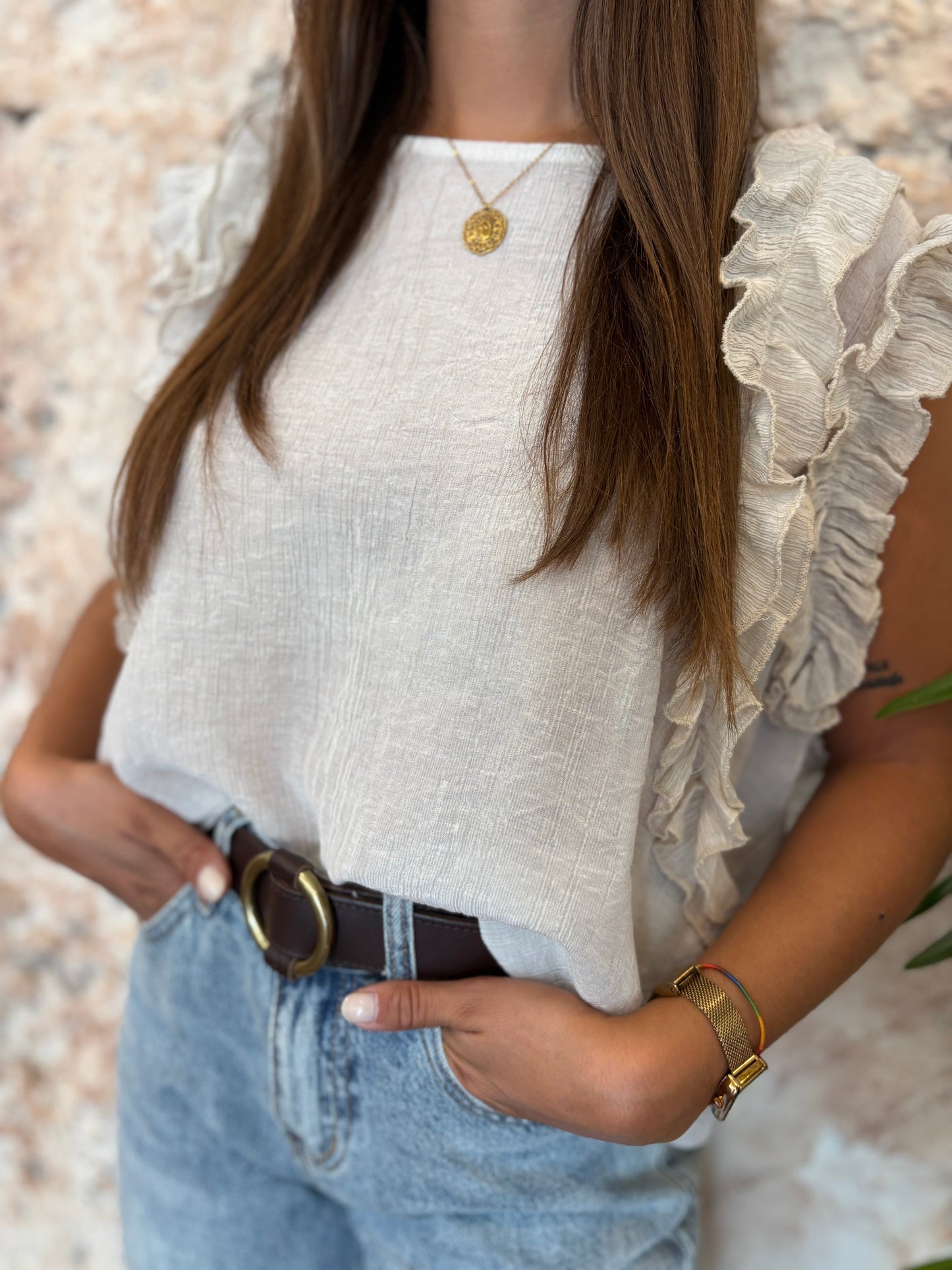 BLUSA BAMBULA VOLANTE BEIGE