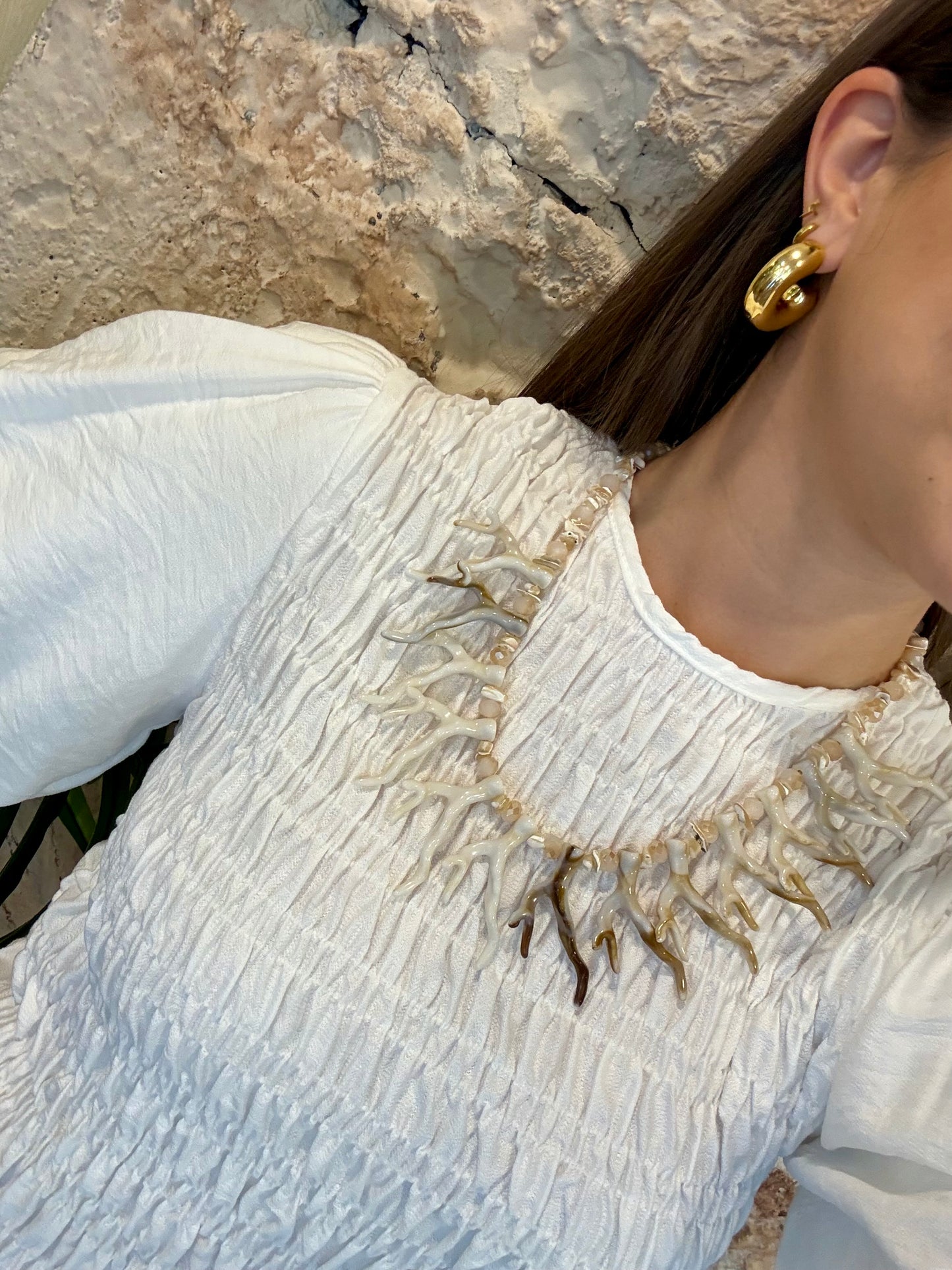COLLAR CORALES BEIGE