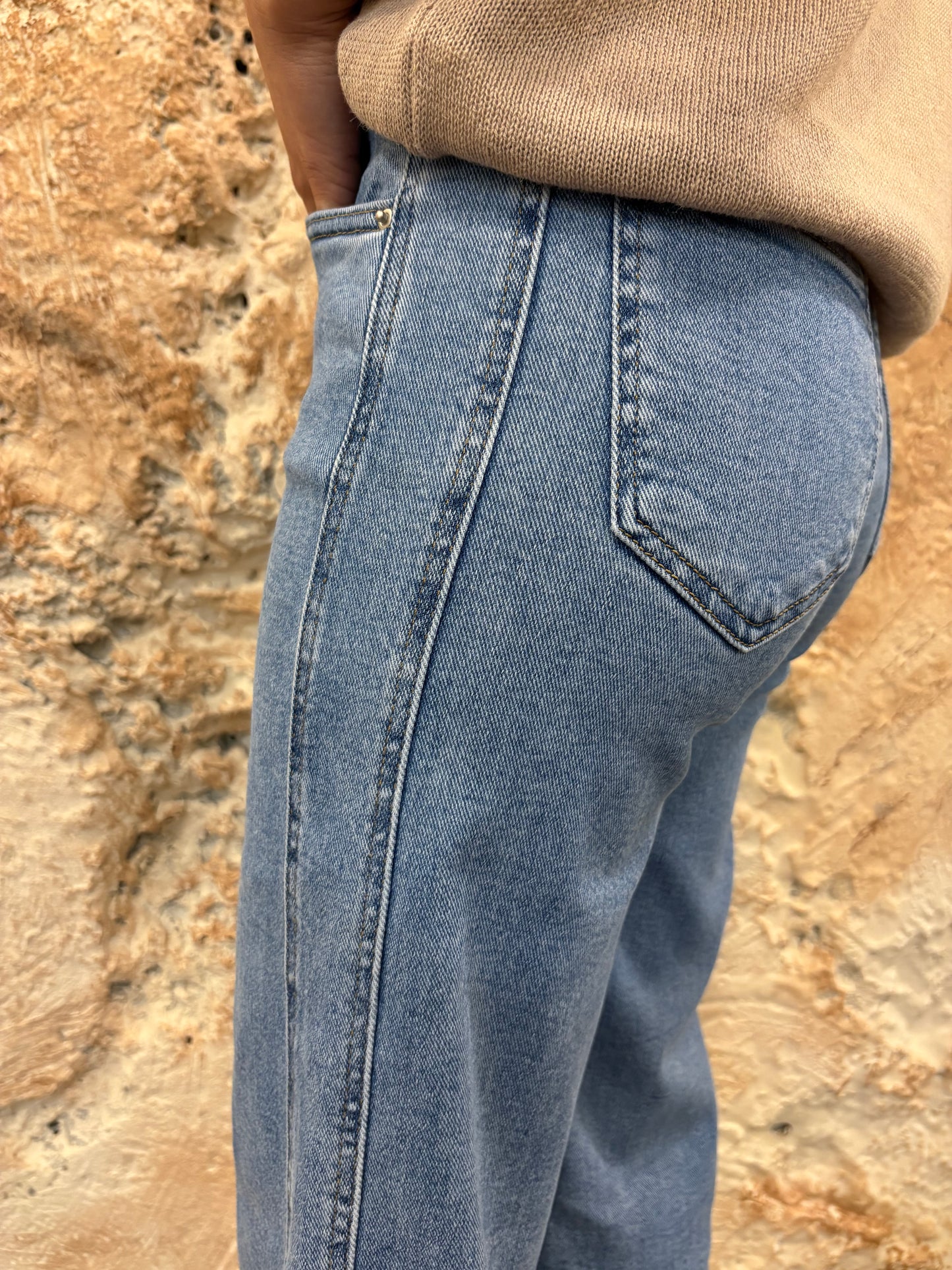 JEANS RECTO CLARO COSTURA