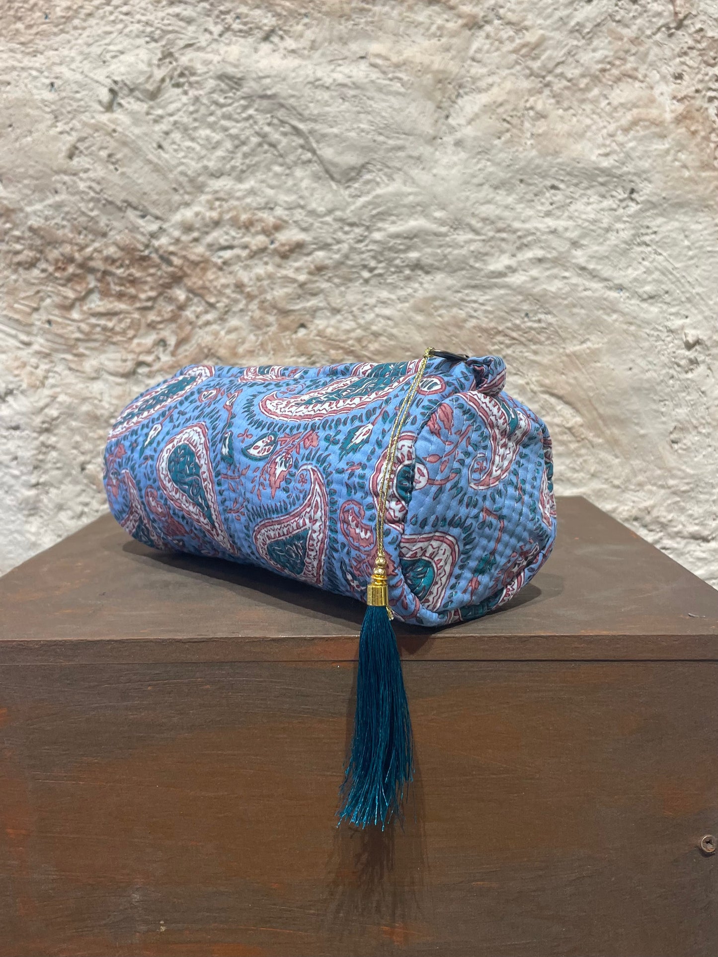 ESTUCHE PEQUEÑO ESTAMPADO AZUL