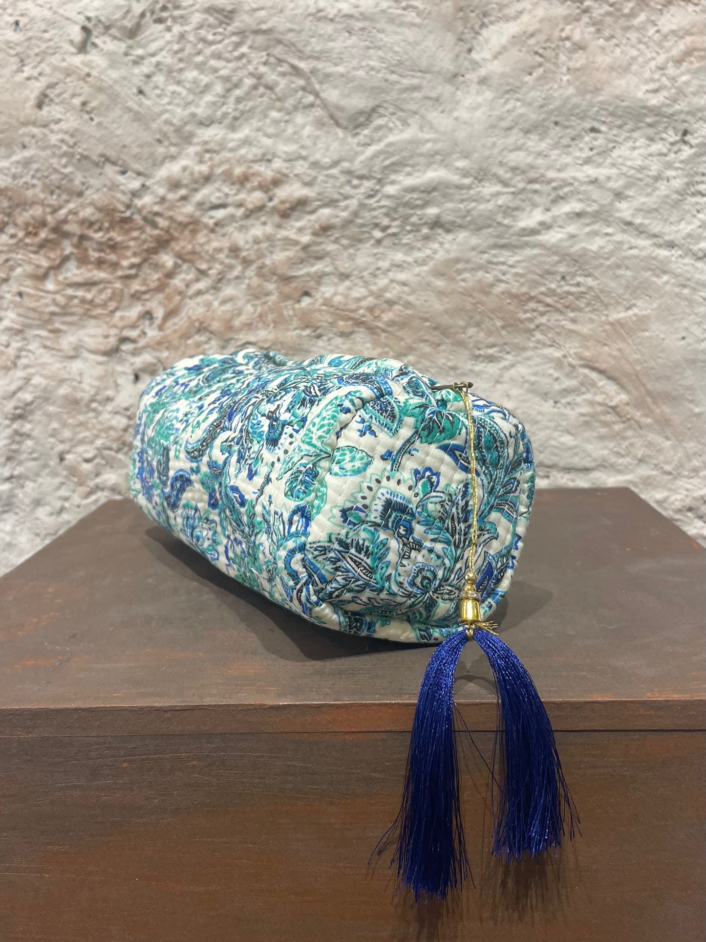 ESTUCHE GRANDE ESTAMPADO CRUDO-VERDE AGUA