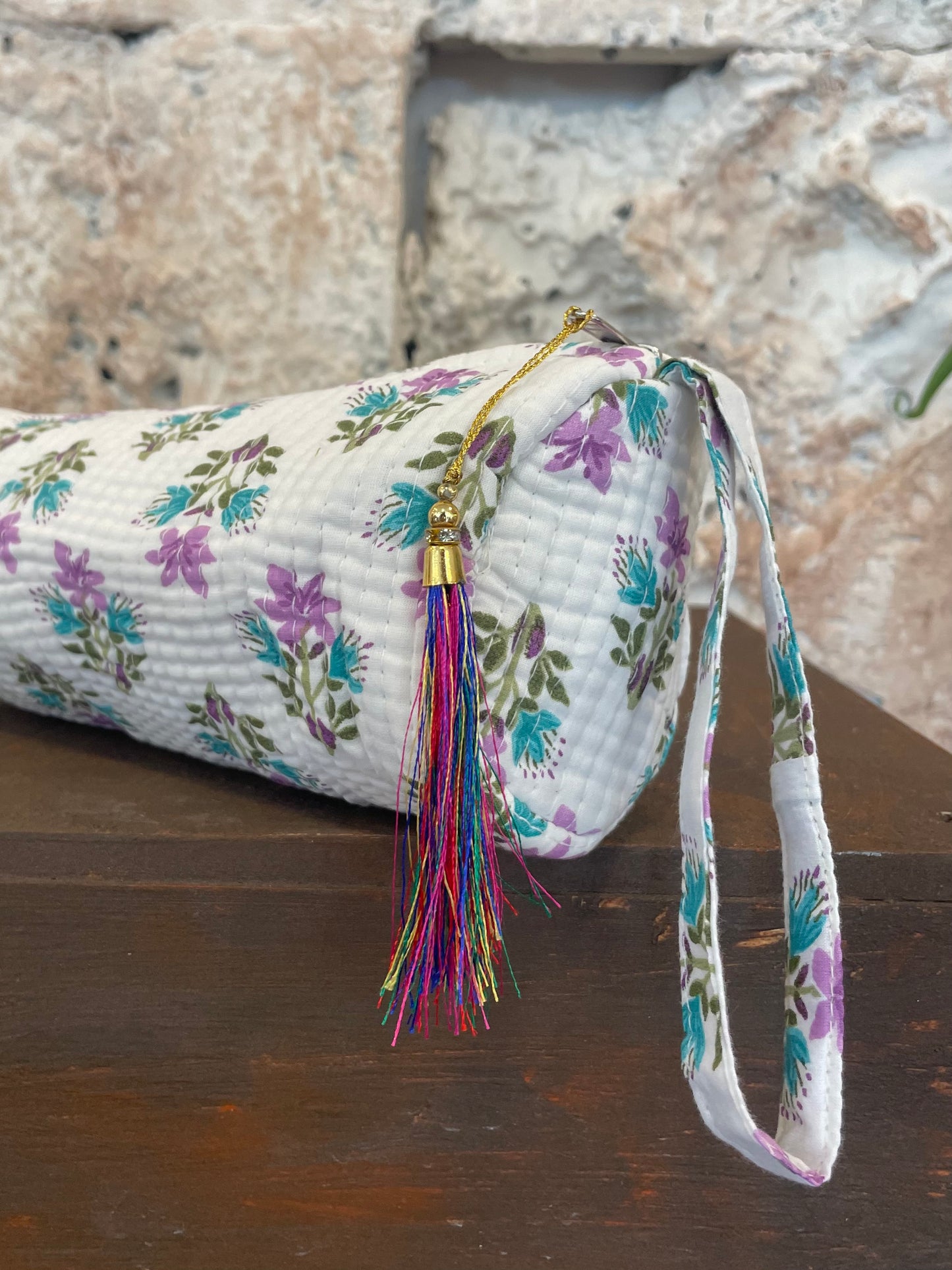 ESTUCHE ESTAMPADO BLANCO
