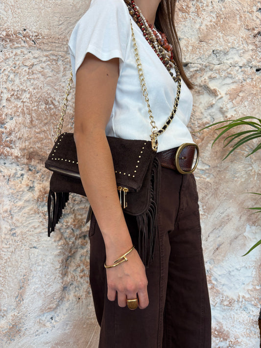 BOLSO BANDOLERA TACHAS MARRÓN