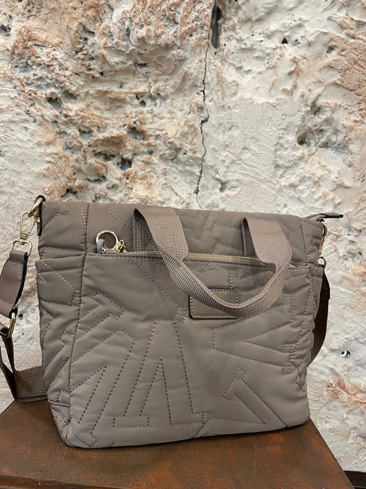 BOLSO SPORT CAMEL CUADRADO