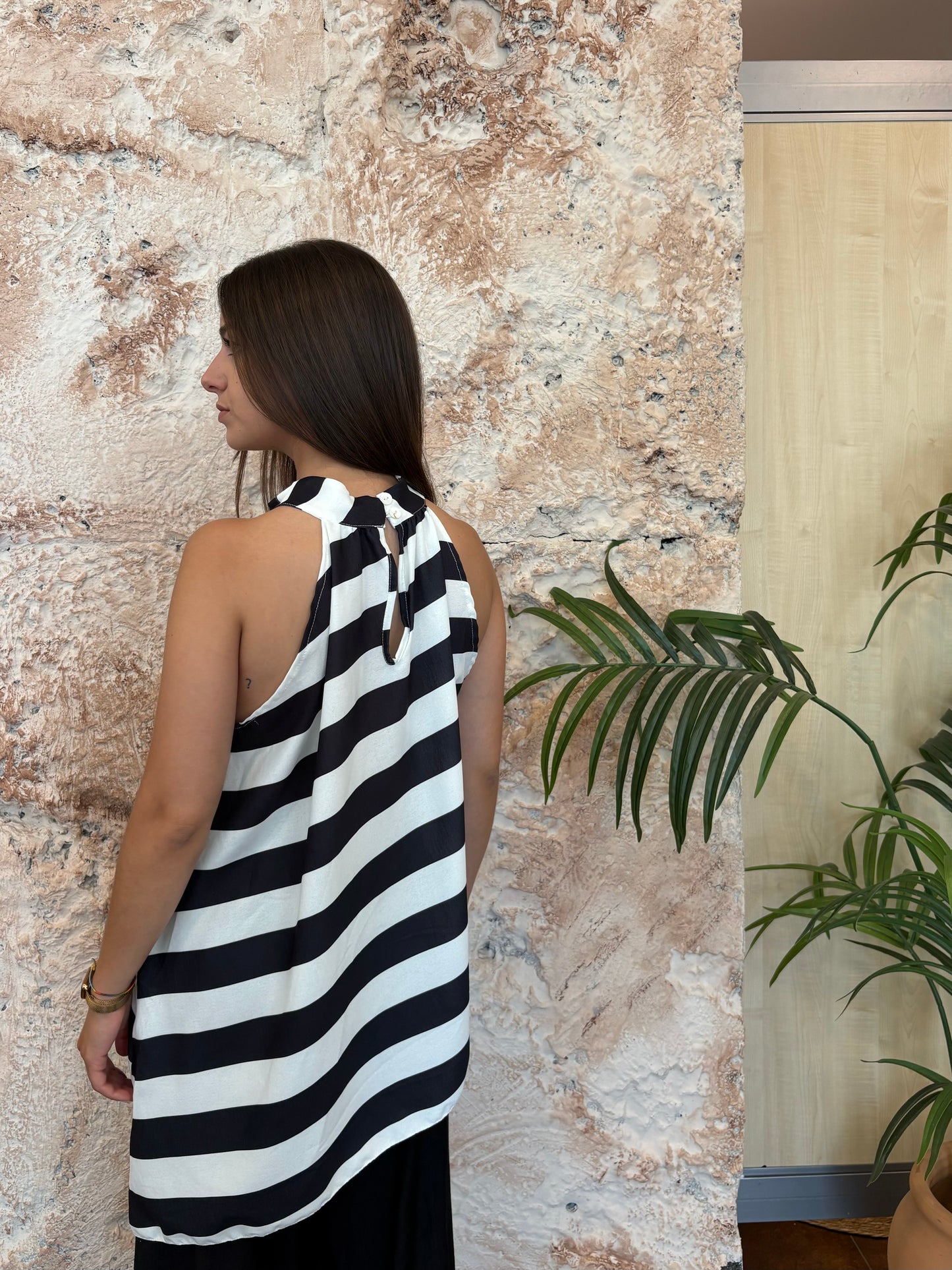 BLUSA CUELLO HALTER RAYAS NEGRO-BEIGE