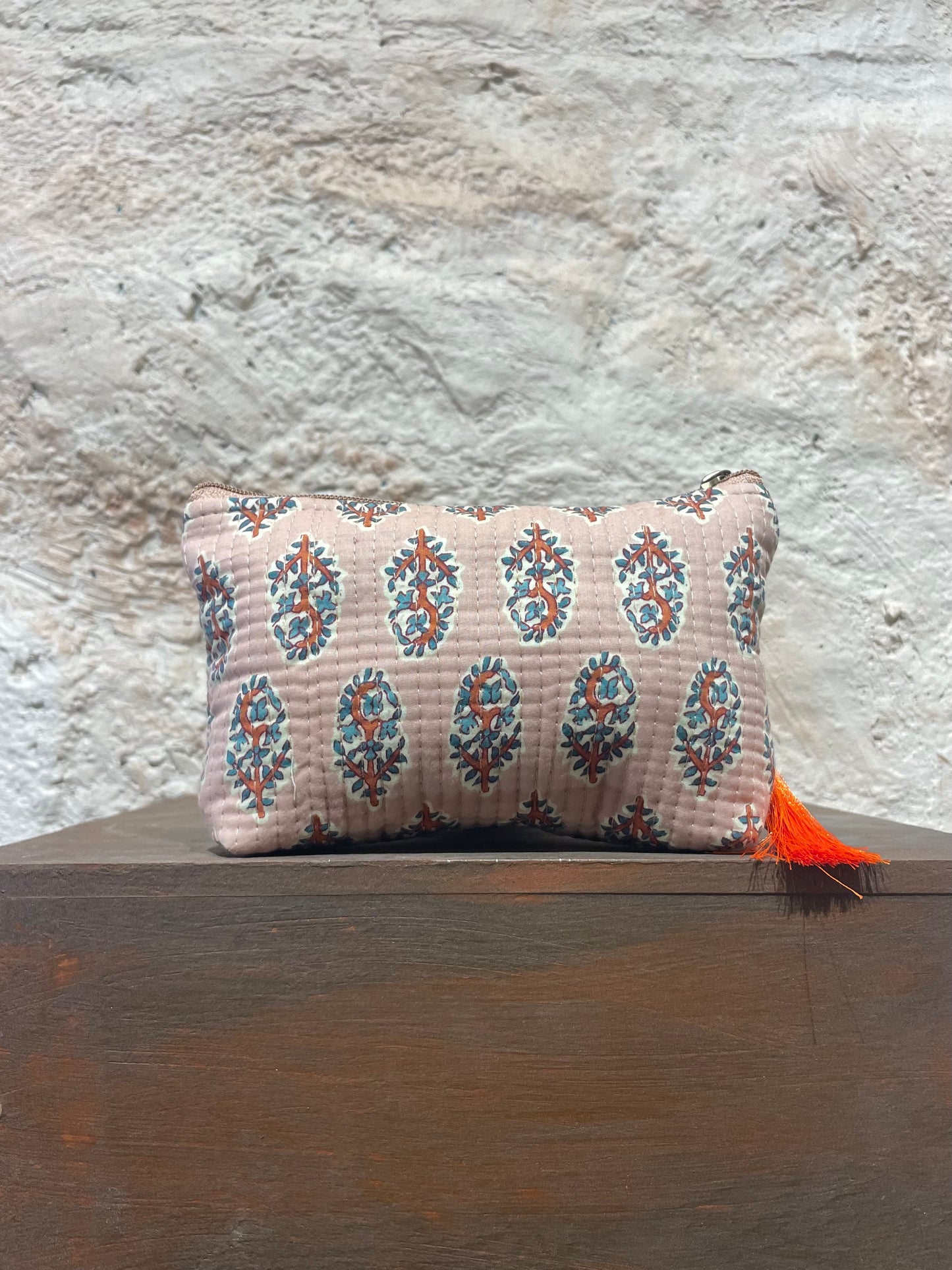 NECESER ESTAMPADO NUDE