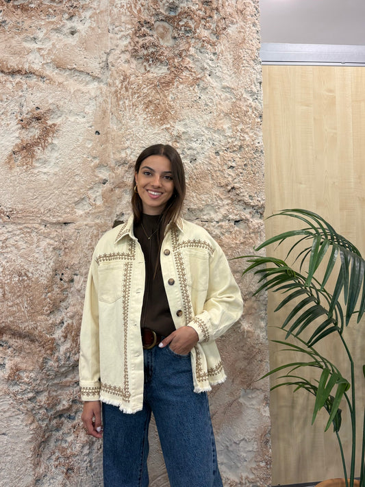 CAZADORA DENIM BEIGE BORDADOS