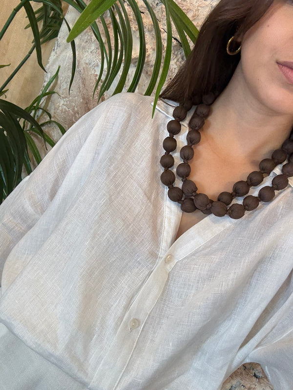 COLLAR SÚPER MAXI BOLAS MARRÓN