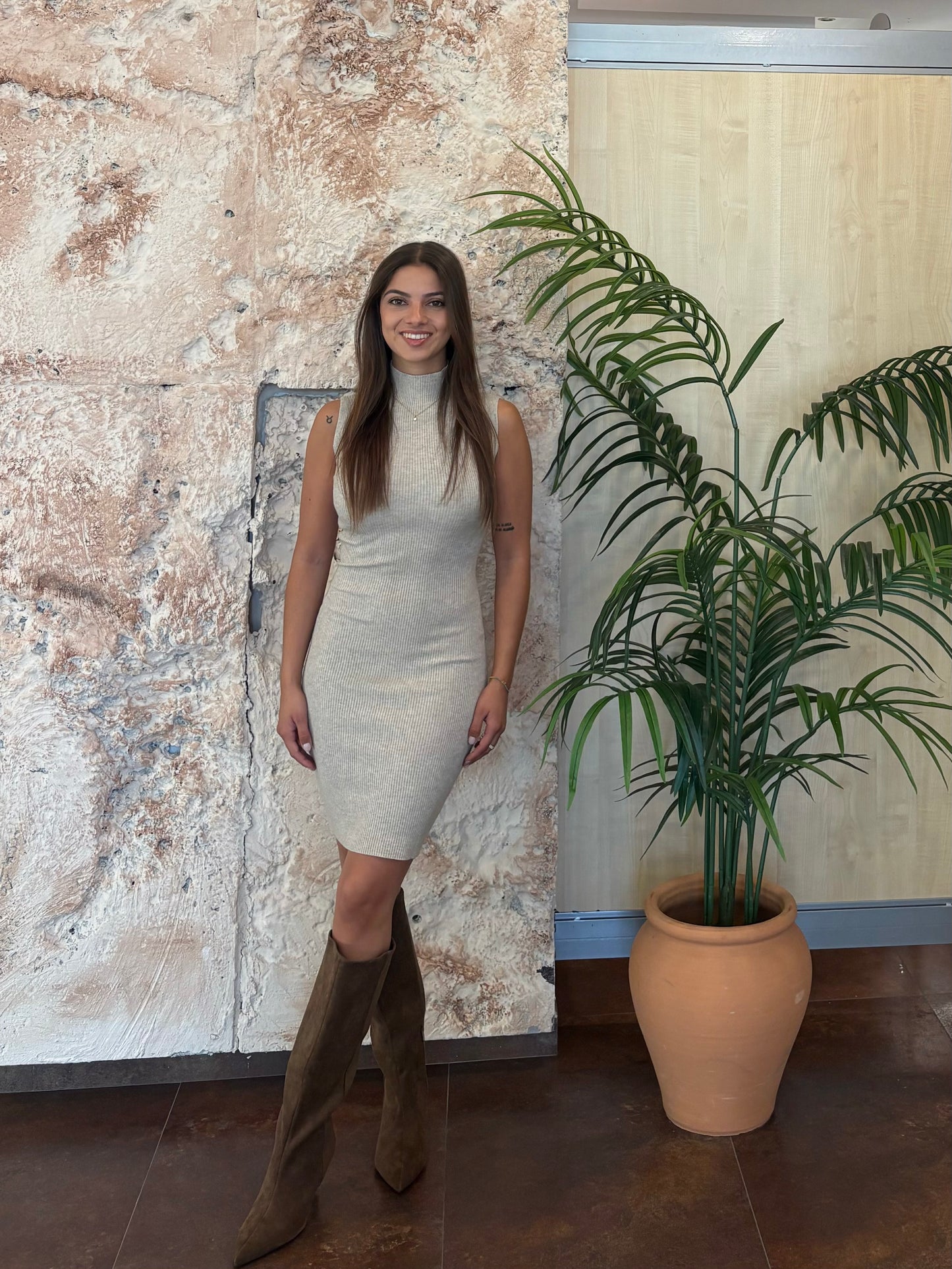 VESTIDO CANALÉ CUELLO PERKINS TAUPE