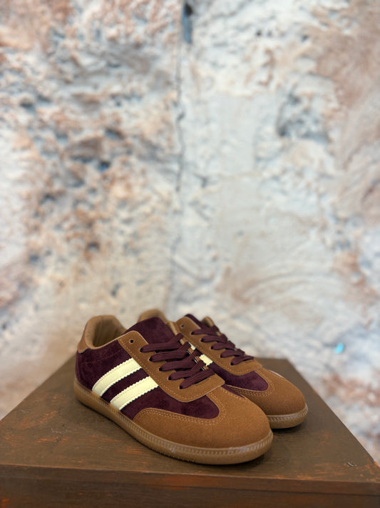 ZAPATILLAS DEPORTIVAS BURDEOS