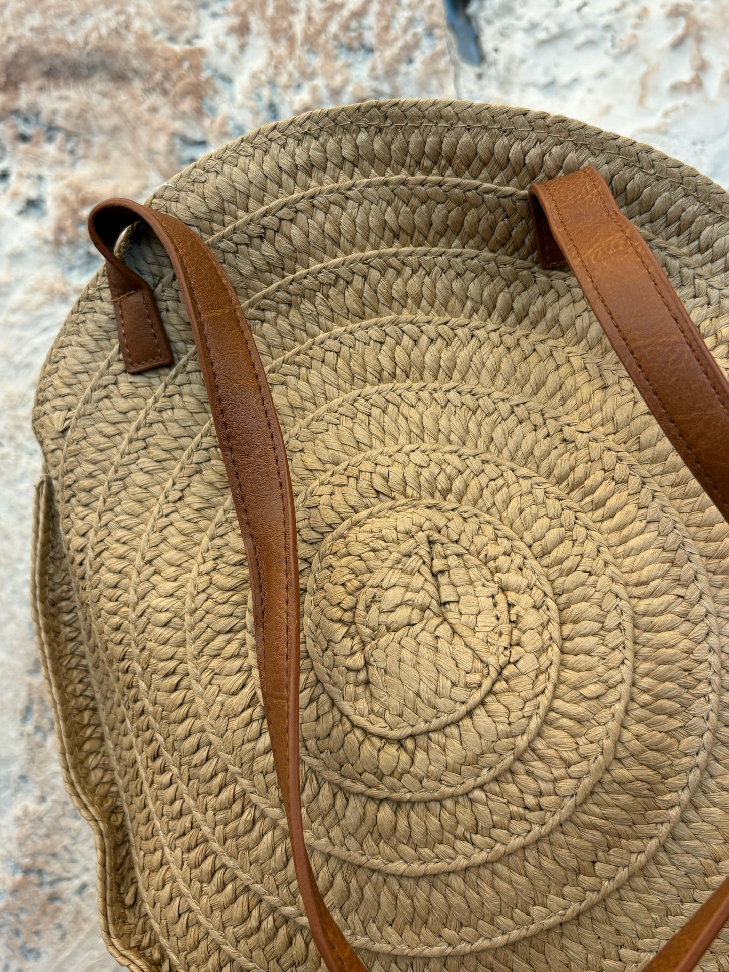 BOLSO DE HOMBRO REDONDO RAFIA