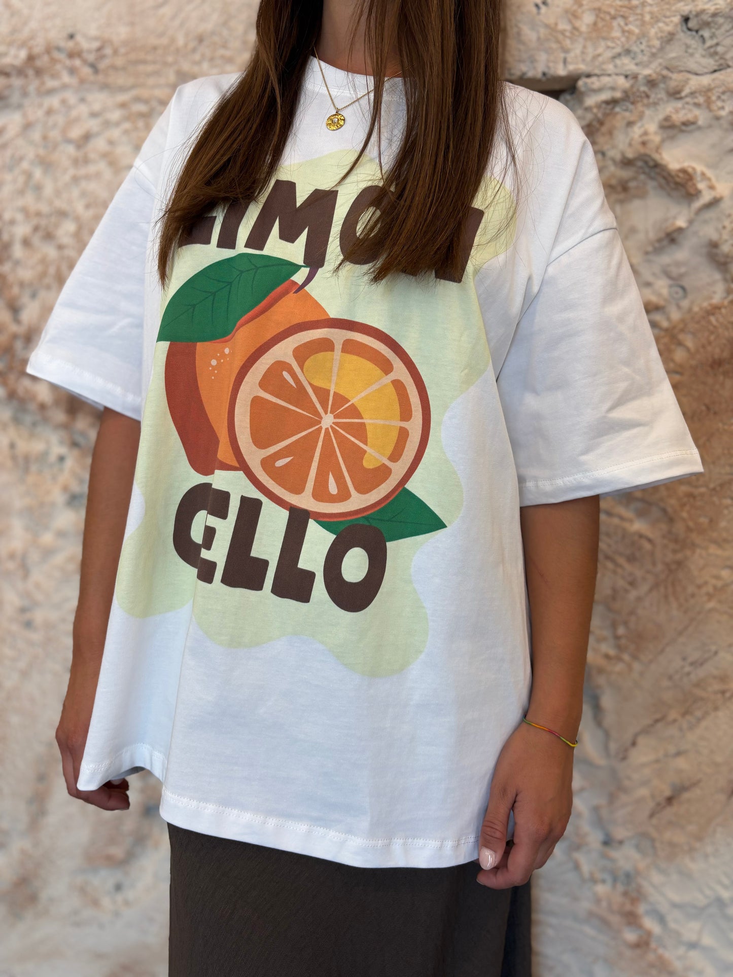 CAMISETA BÁSICA ESTAMPADO LIMONCHELLO VERDE LIMA