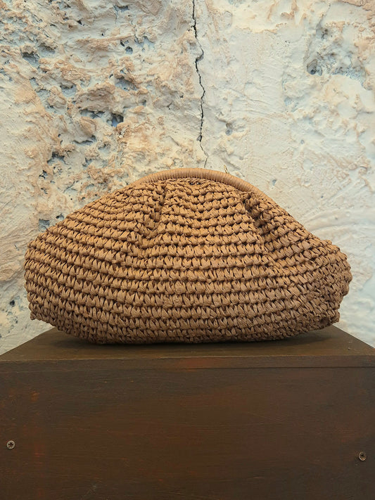 CLUTCH RAFIA CAMEL