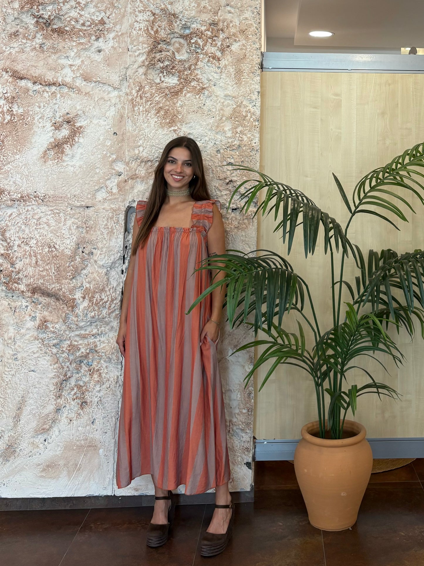 VESTIDO TIRANTE FRUNCIDO RAYAS TAUPE - NARANJA