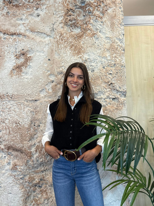 CHALECO PUNTO ABOTONADO NEGRO