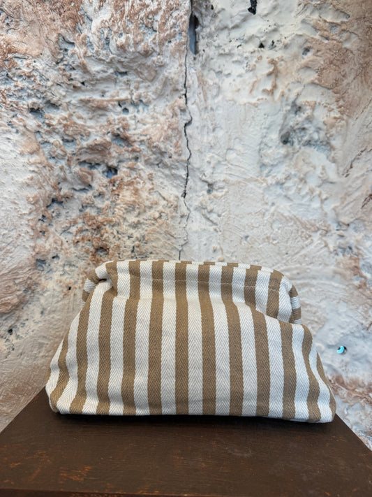 CLUTHC RAYAS BEIGE