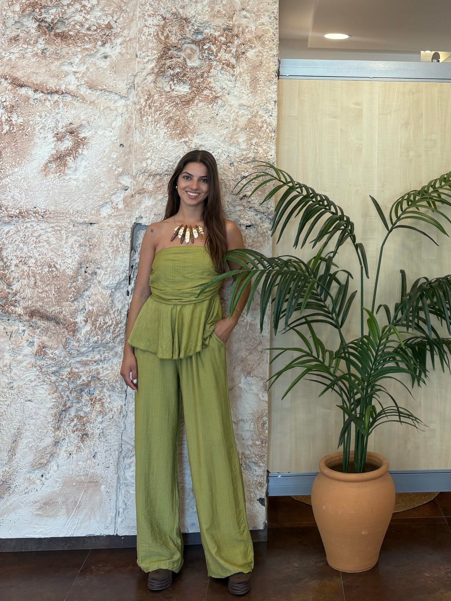 CONJUNTO TOP PALABRA DE HONOR Y PANTALÓN FLUIDO VERDE