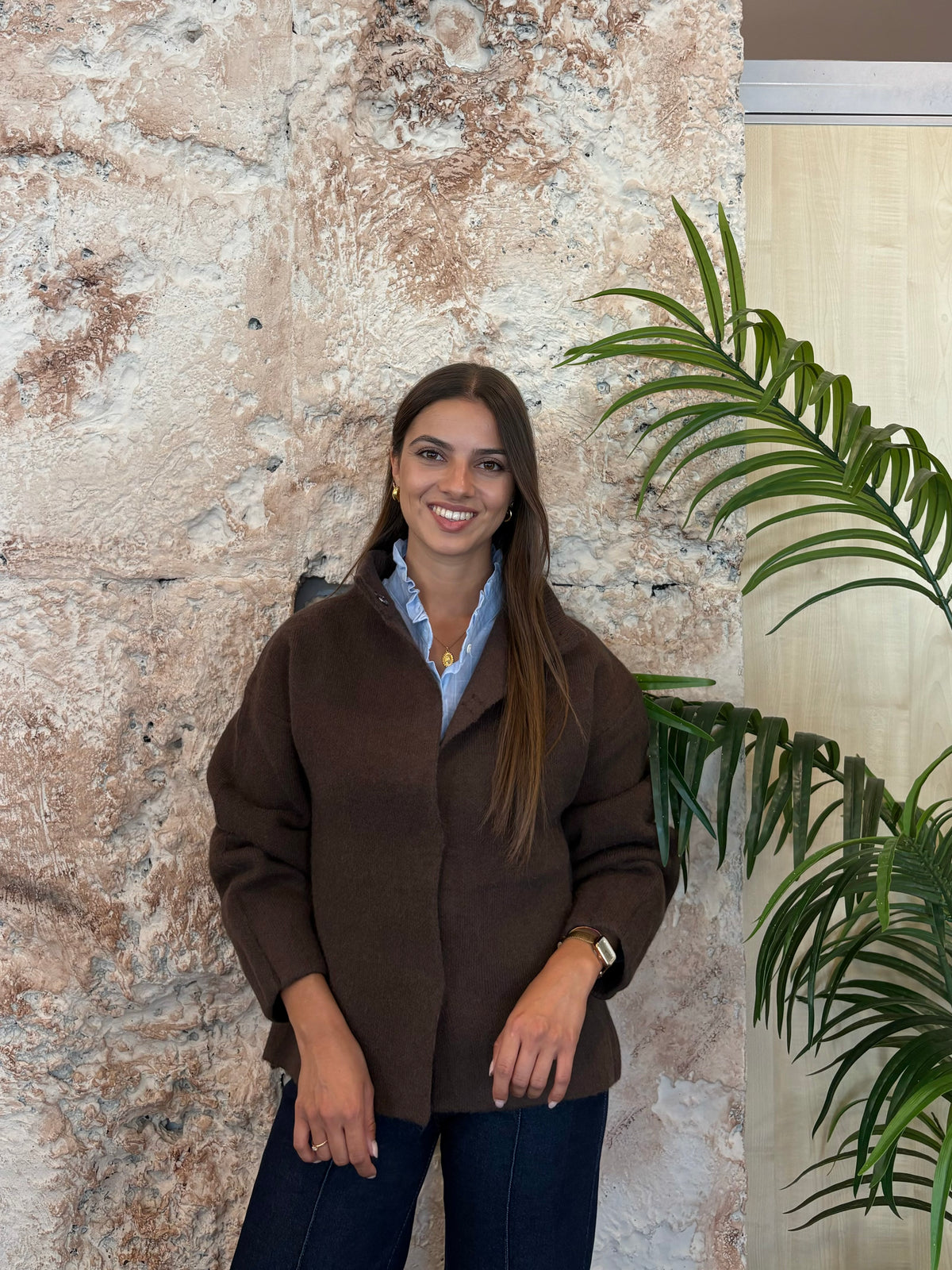 CARDIGAN PUNTO CUELLO PERKINS MARRÓN
