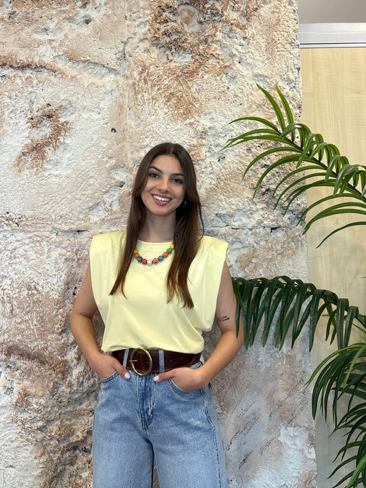 CAMISETA HOMBRERAS AMARILLO